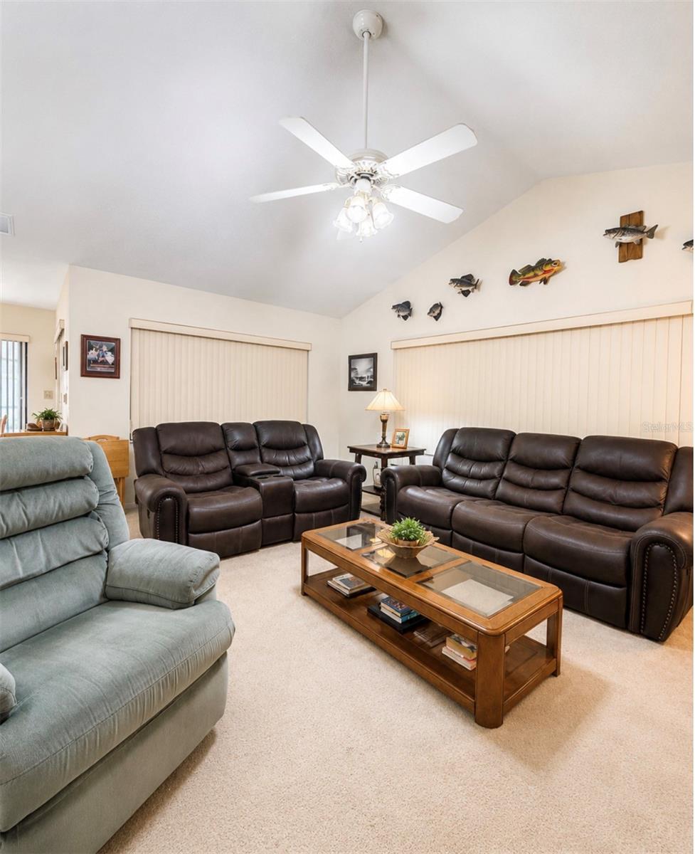 905 WICKETRUN DR — photo 5