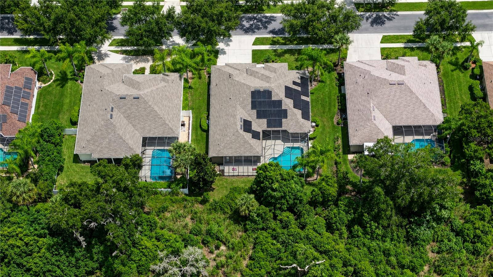 20622 BROADWATER DR — photo 42