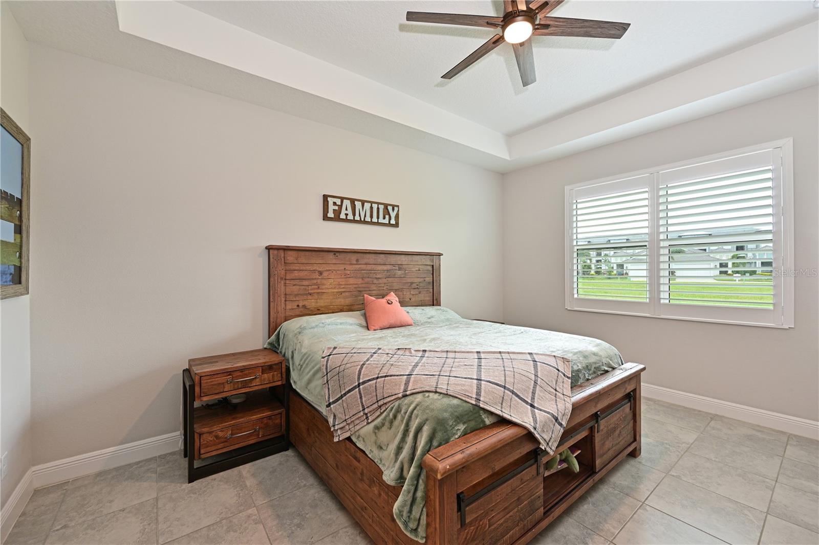 10715 KLEE AVE — photo 9