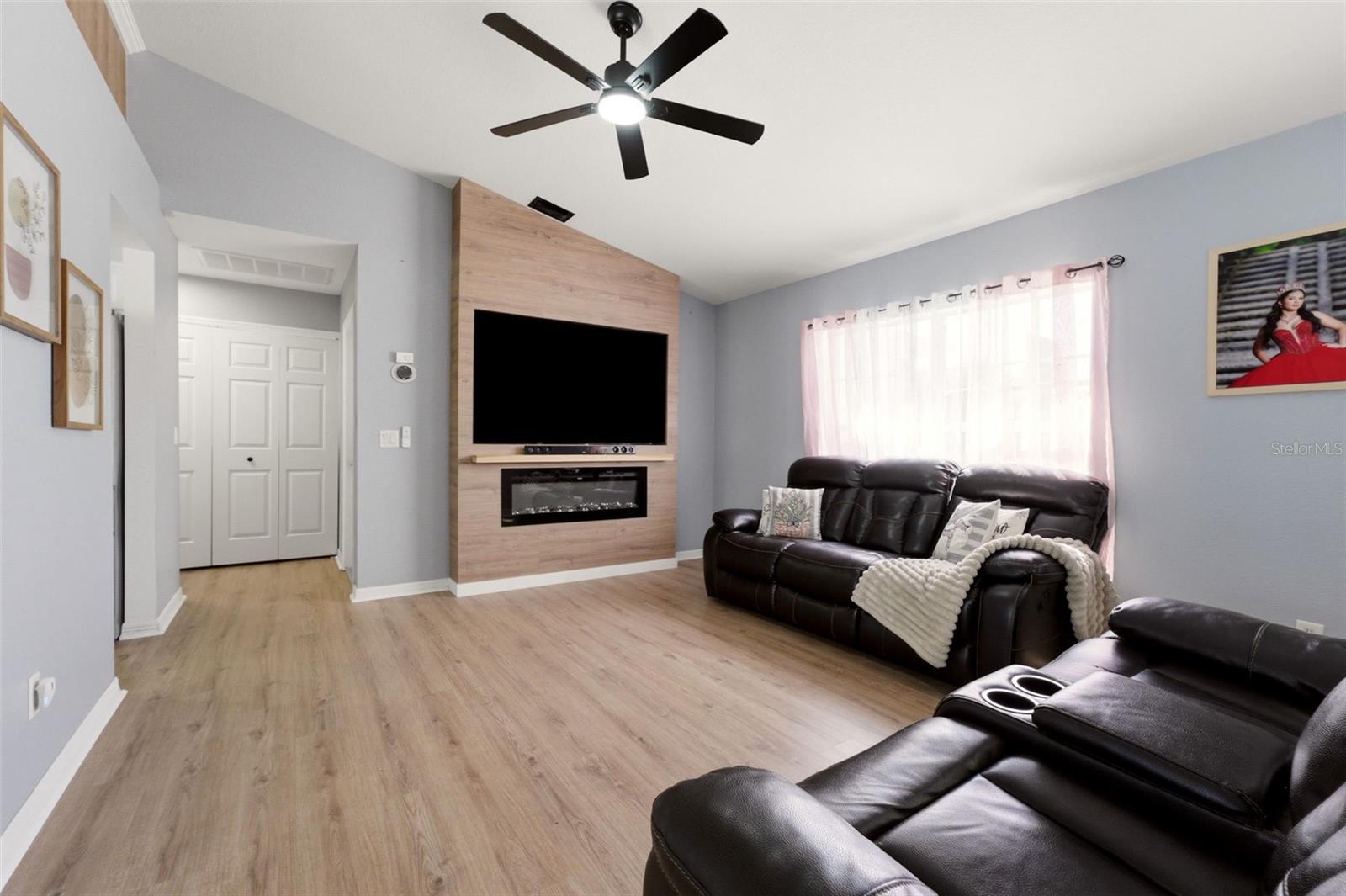 4543 OAKLEY RD — photo 35