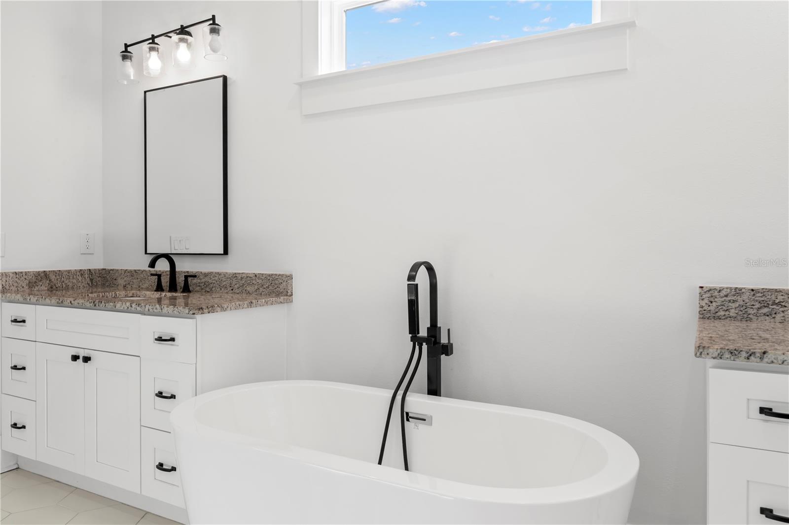 3923 W GRAY ST — photo 28