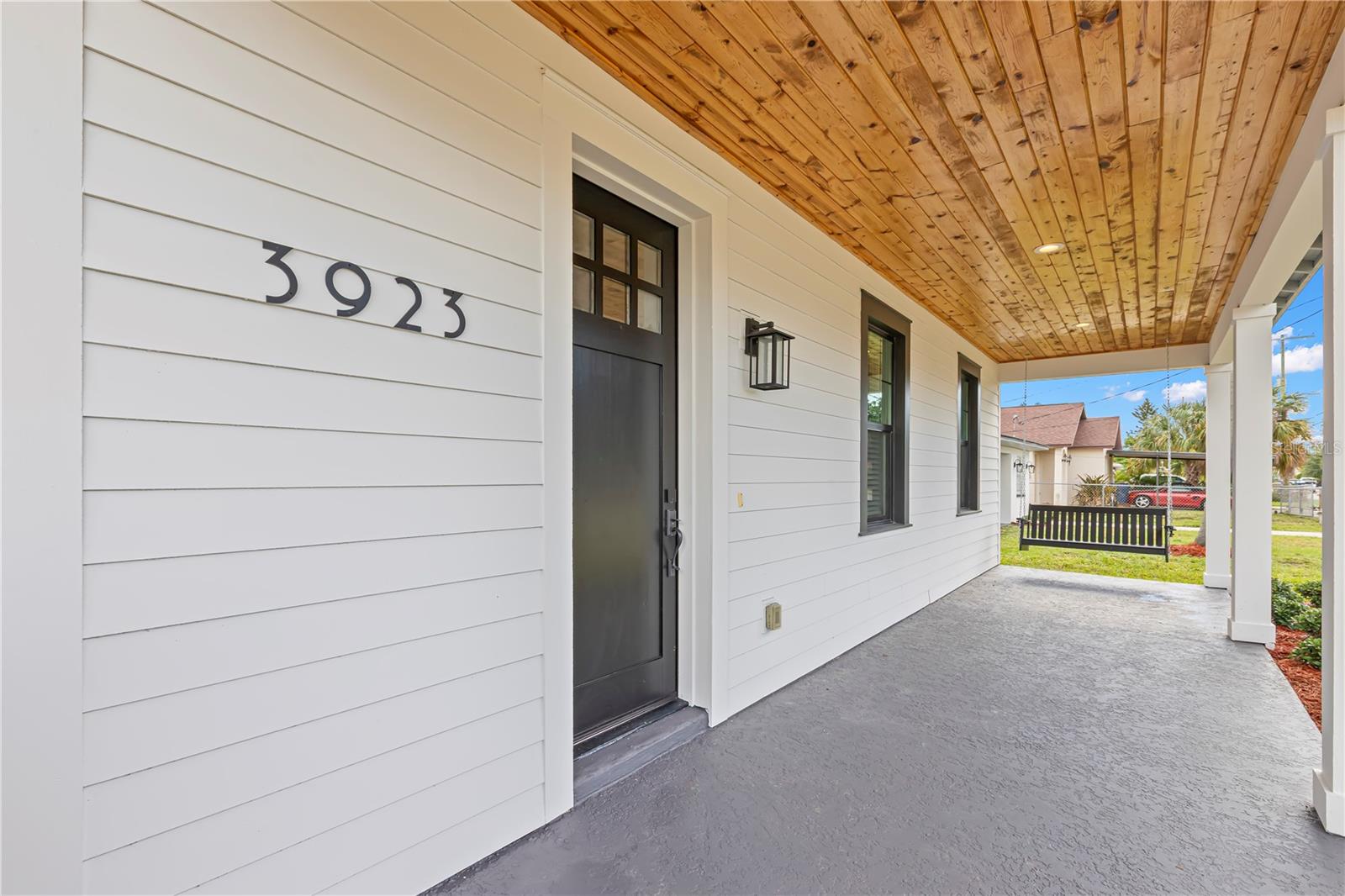 3923 W GRAY ST — photo 62