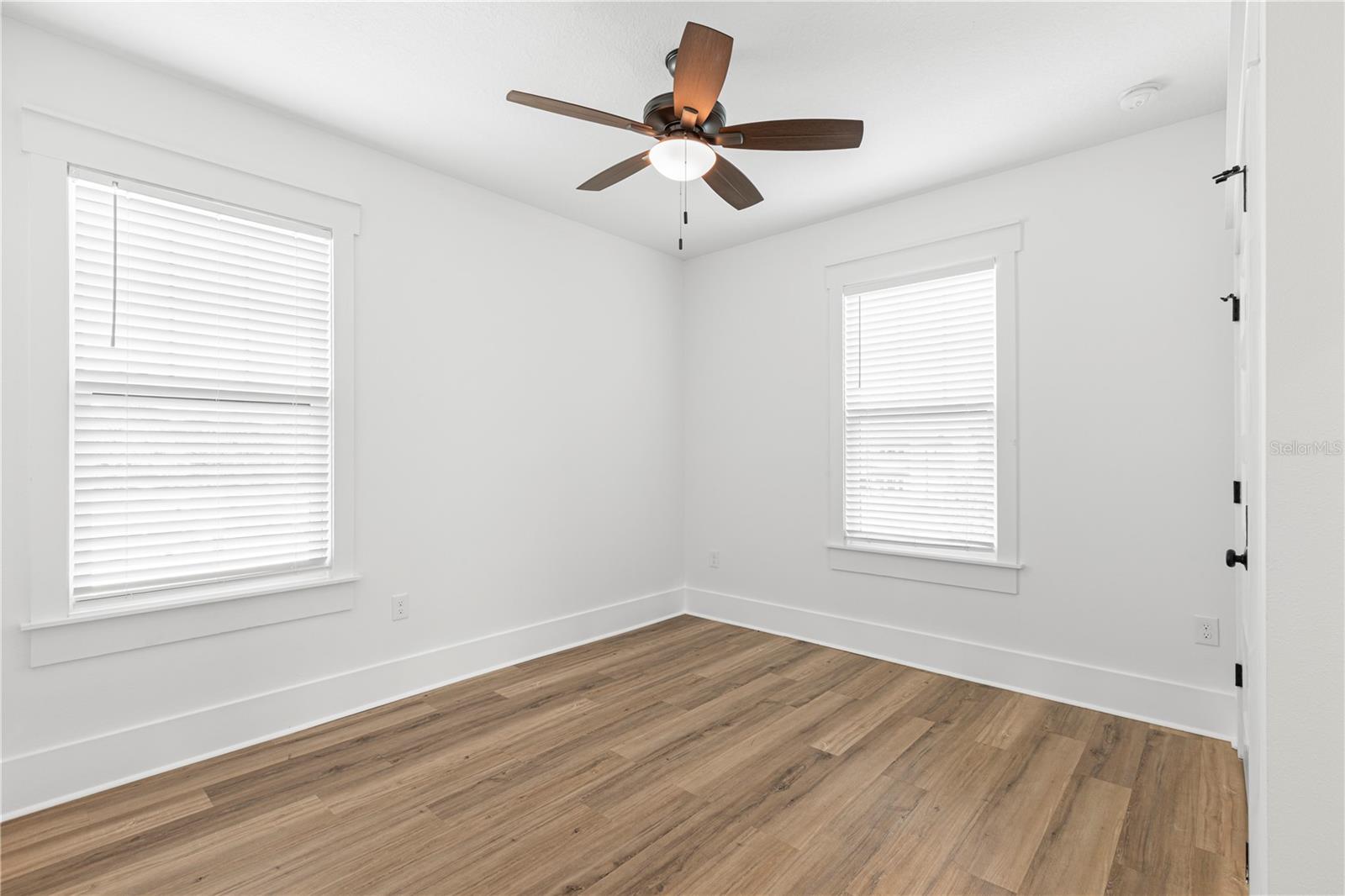 3923 W GRAY ST — photo 15