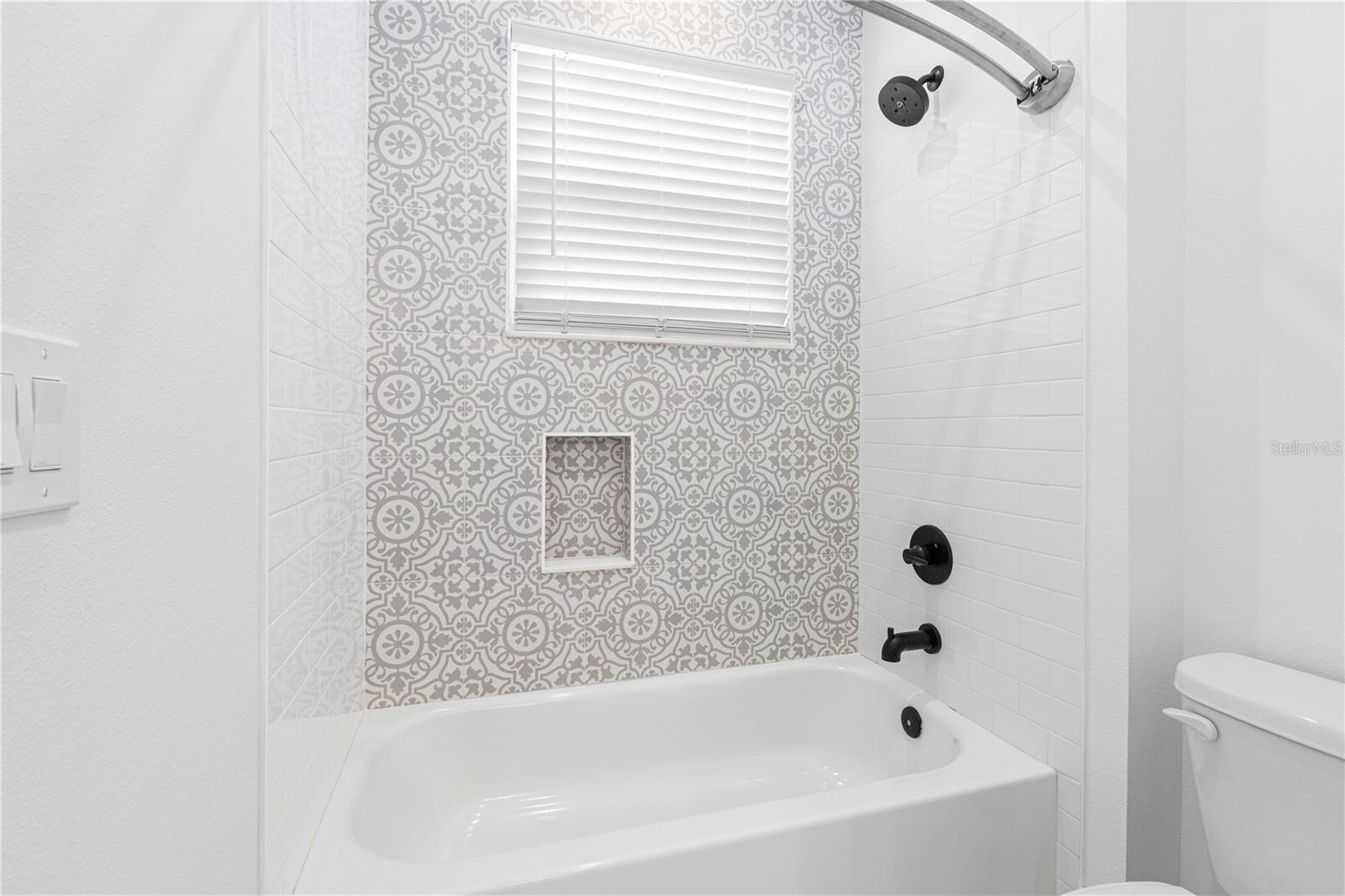 3923 W GRAY ST — photo 22