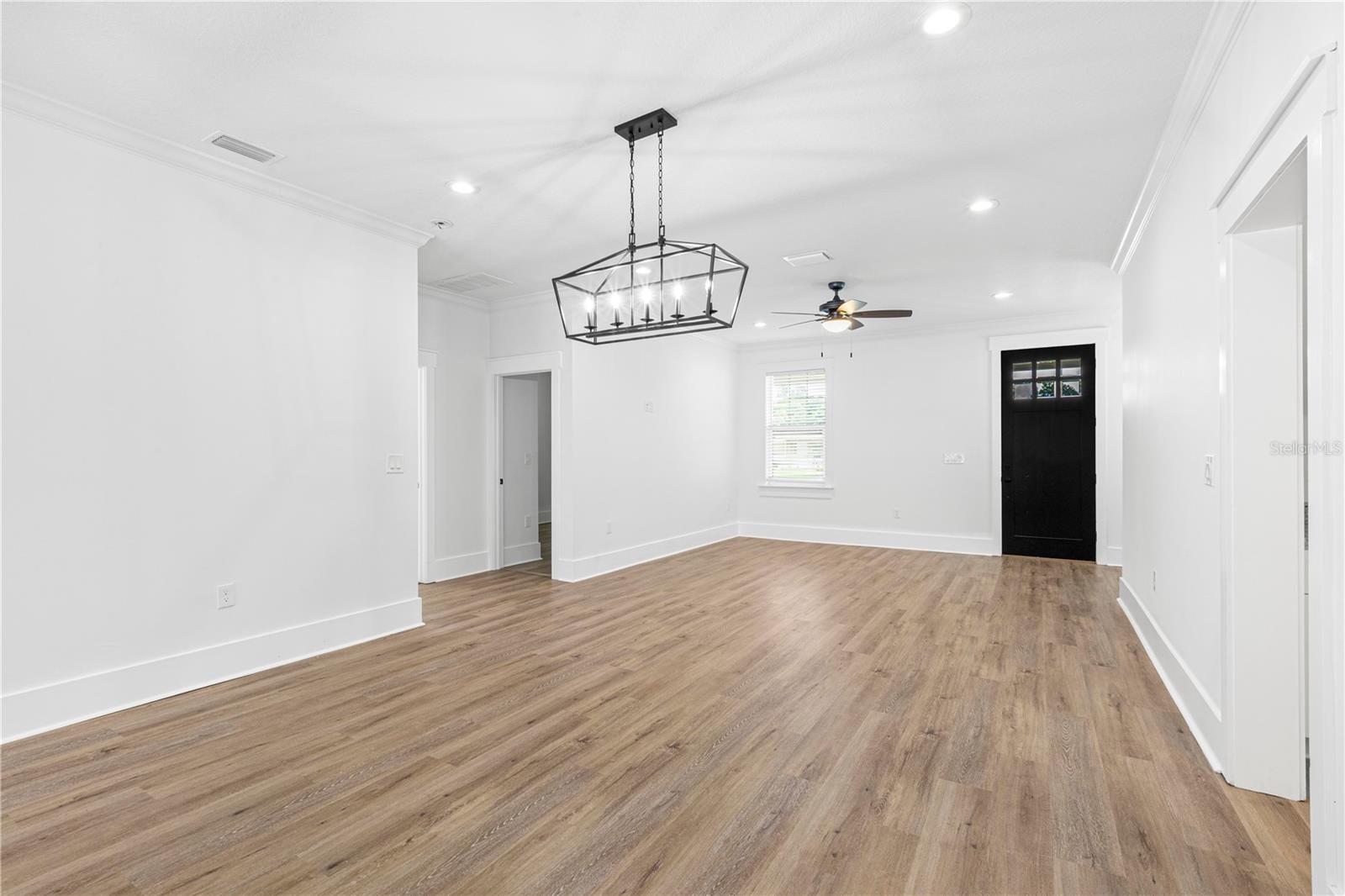 3923 W GRAY ST — photo 11