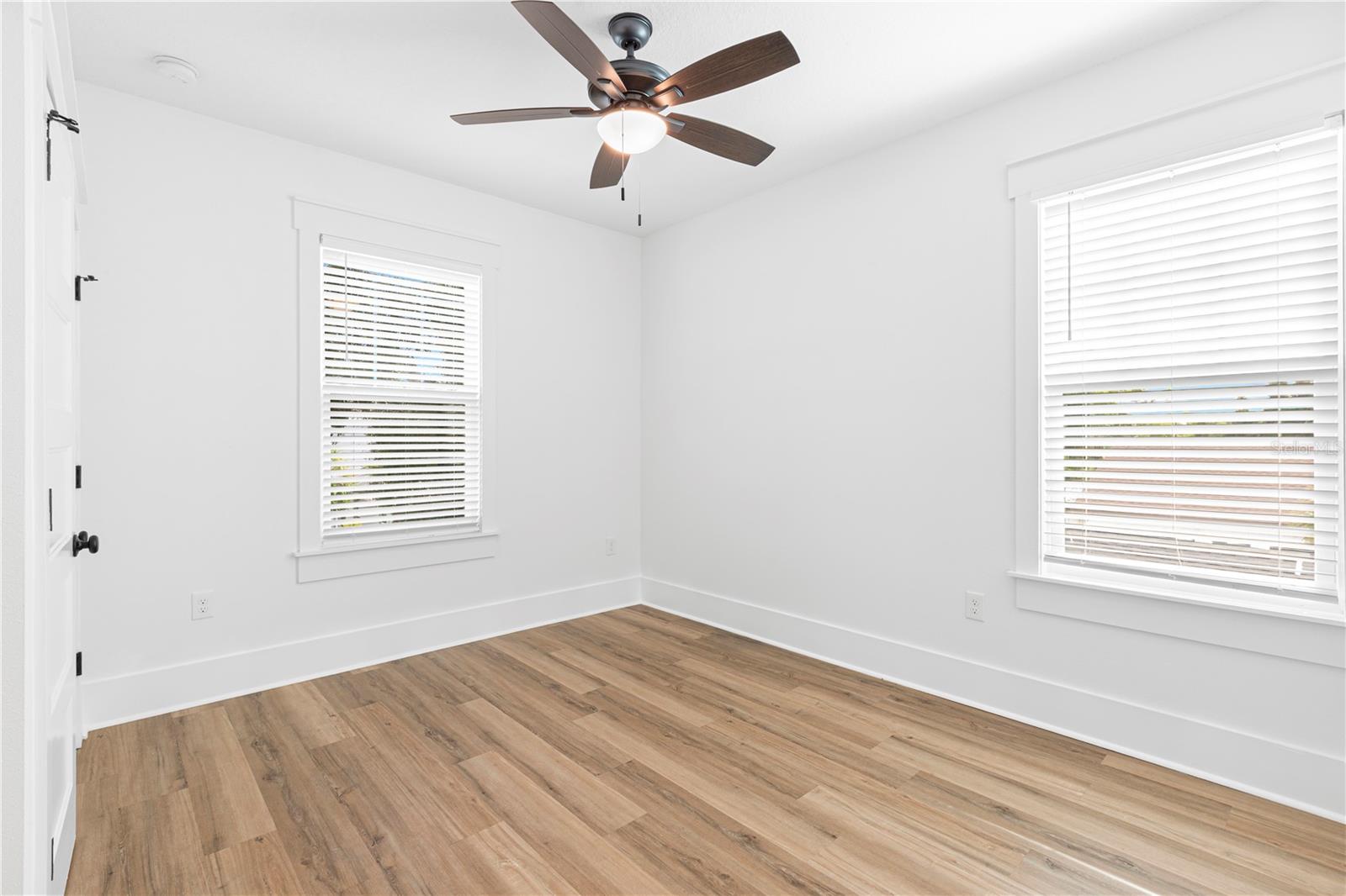 3923 W GRAY ST — photo 19
