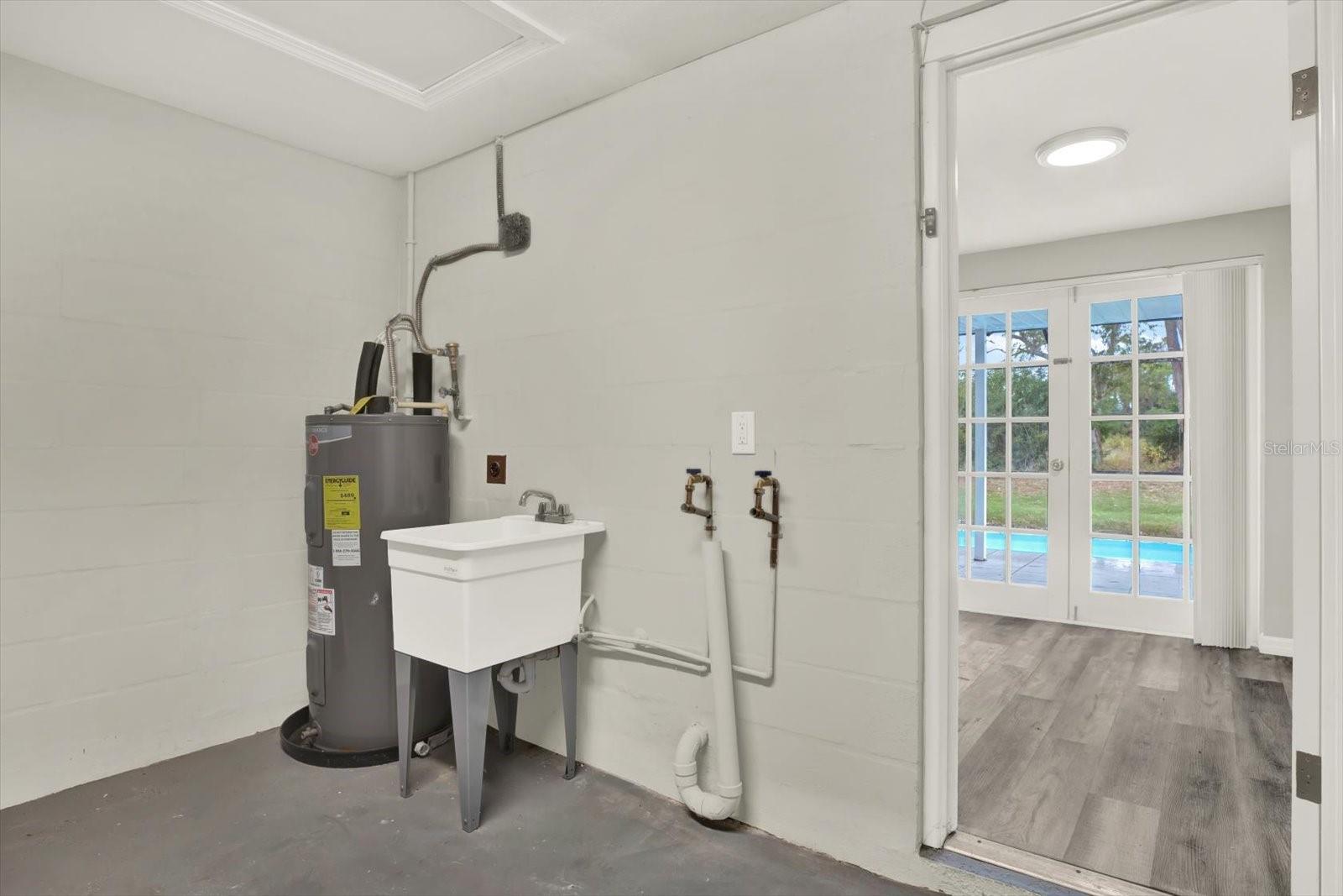 3349 OVERLAND DR — photo 19
