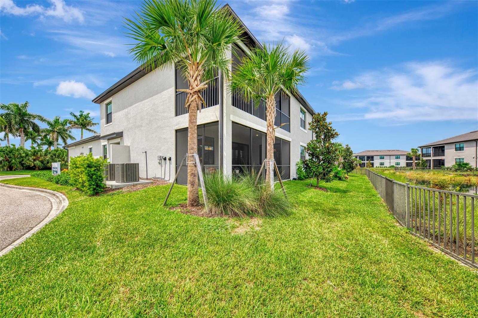 5632 SUMMIT POINTE CIR #104 — photo 47