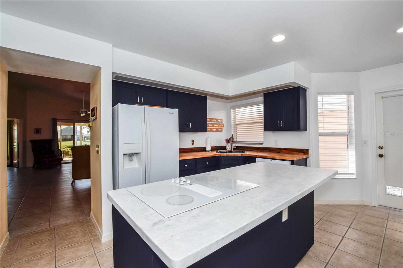 827 HARRINGTON LAKE LN #35 — photo 7
