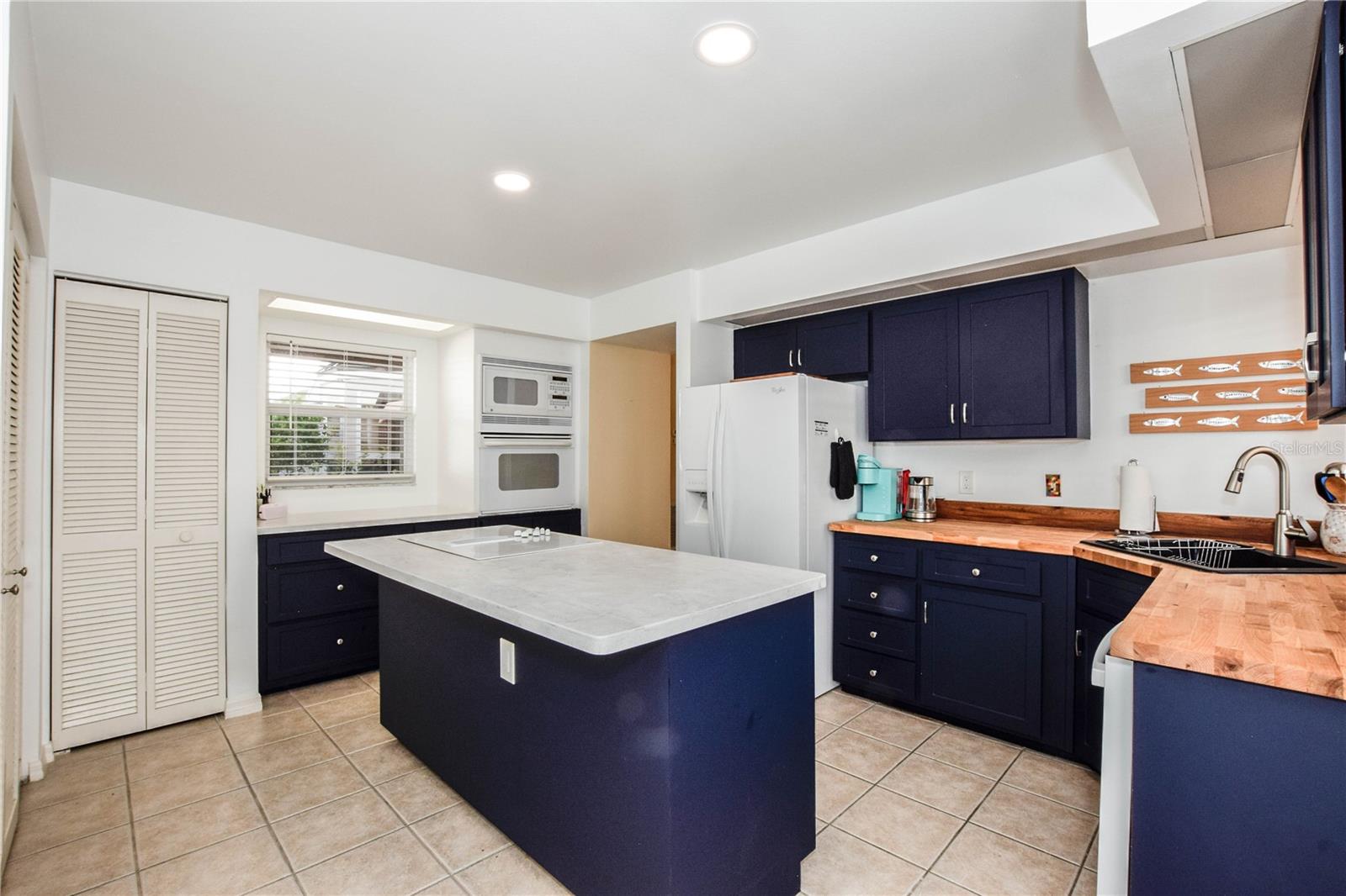 827 HARRINGTON LAKE LN #35 — photo 8