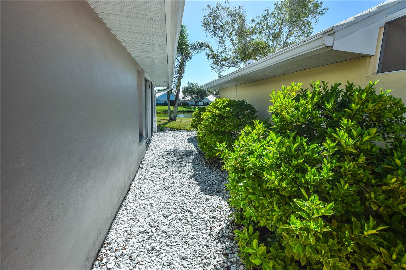 827 HARRINGTON LAKE LN #35 — photo 25