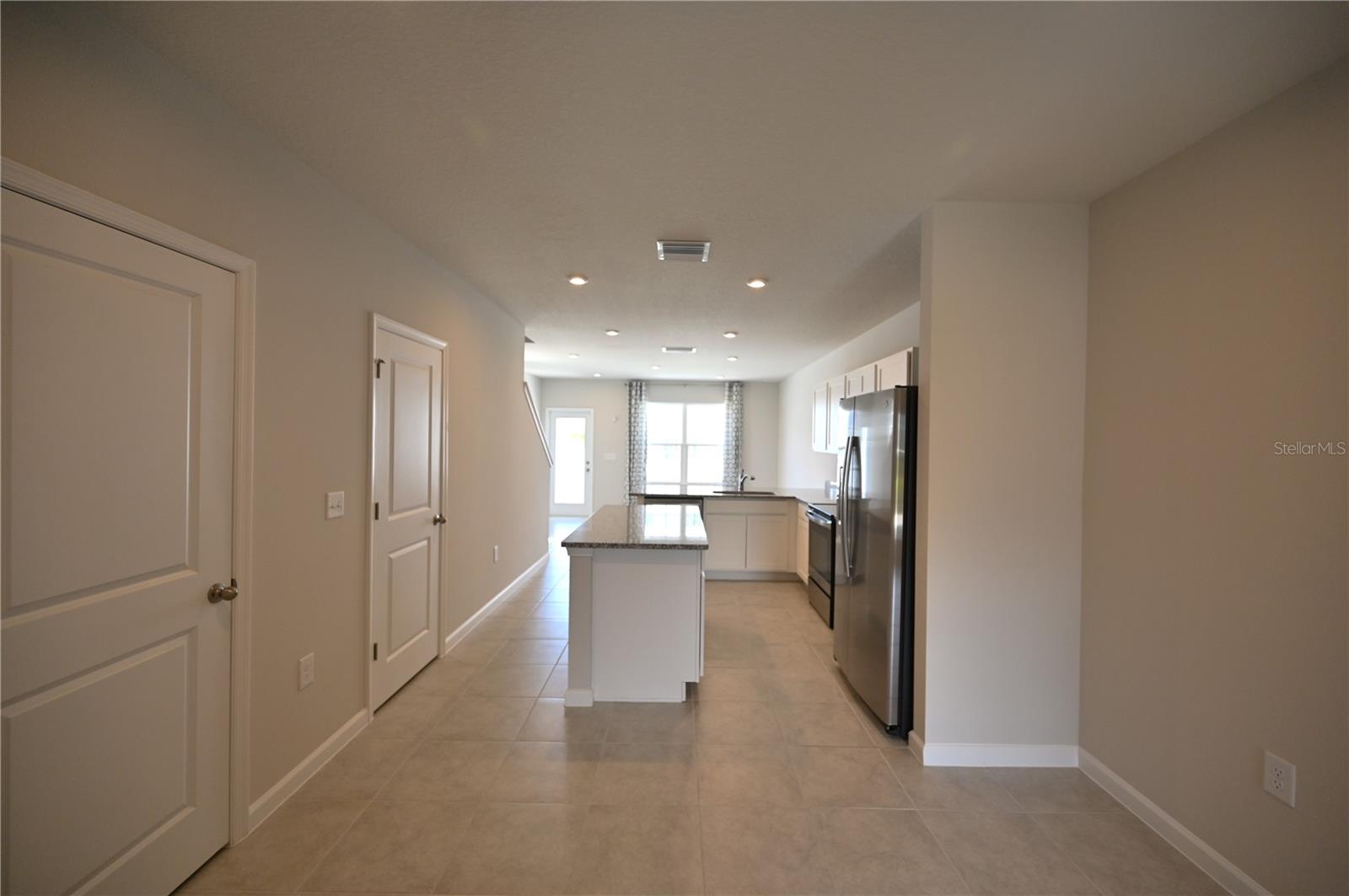 14261 CRIMSON AVE — photo 11