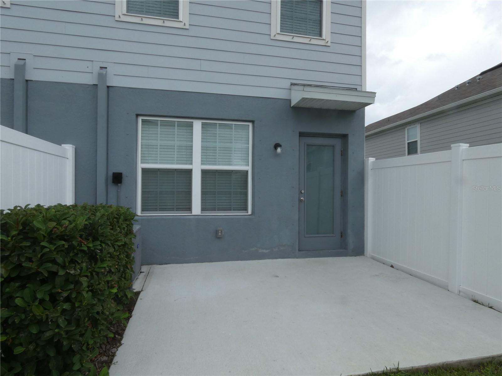 14261 CRIMSON AVE — photo 7