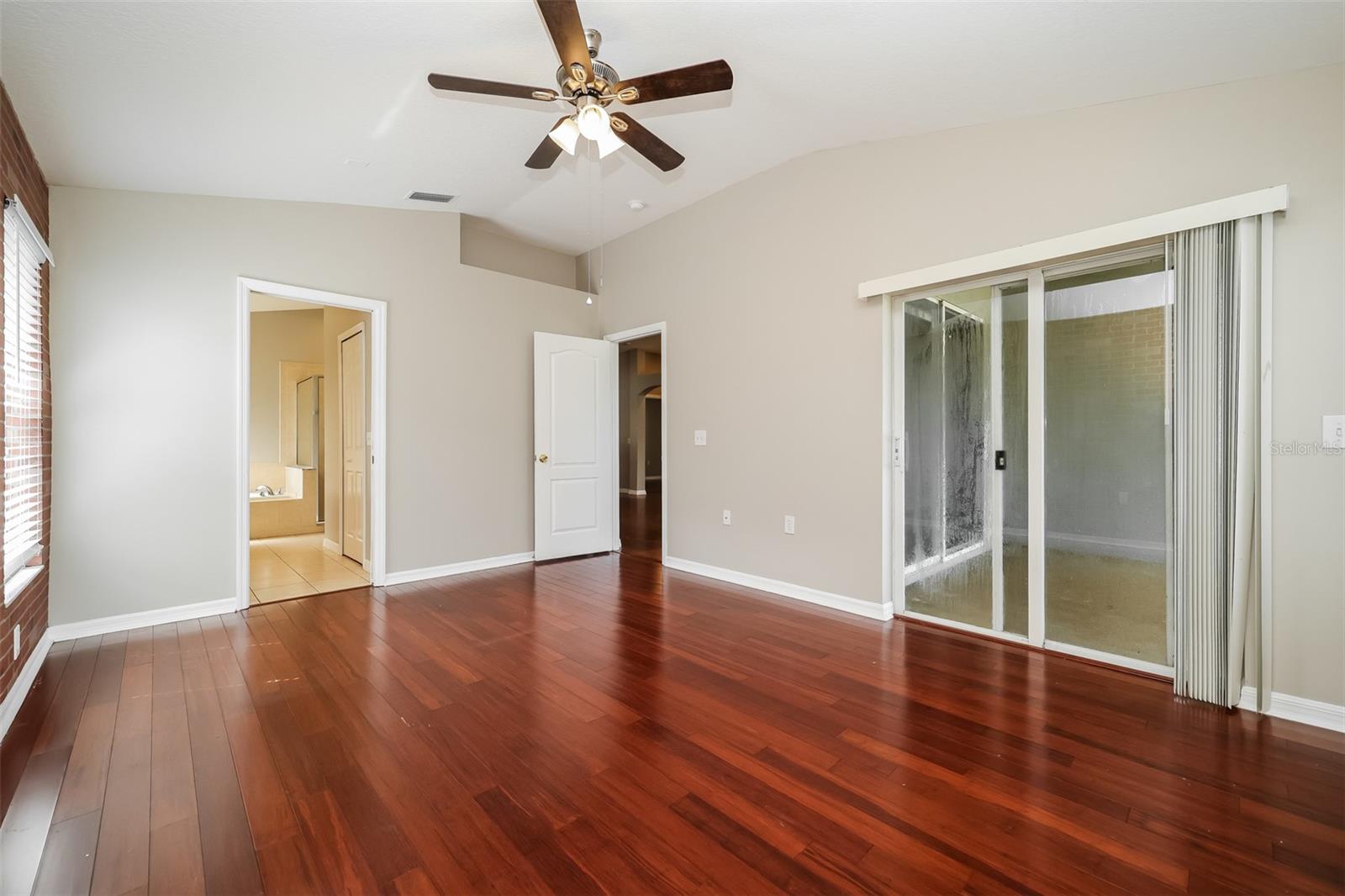 12755 STANDBRIDGE DR — photo 24