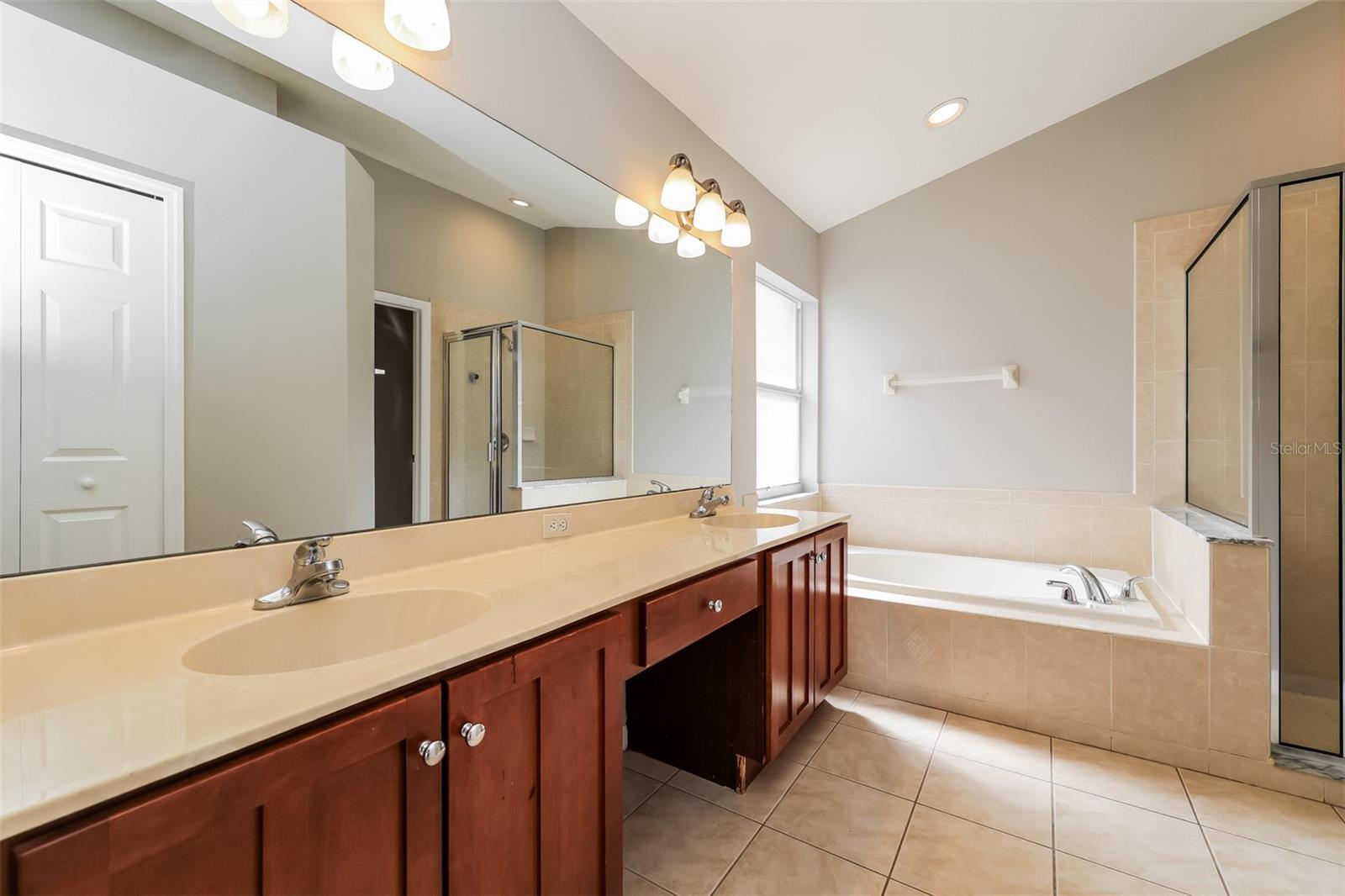 12755 STANDBRIDGE DR — photo 26