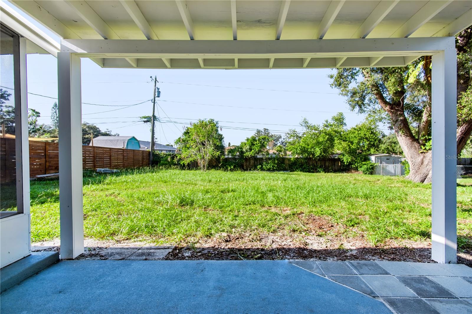 1250 MAGNOLIA DR — photo 29