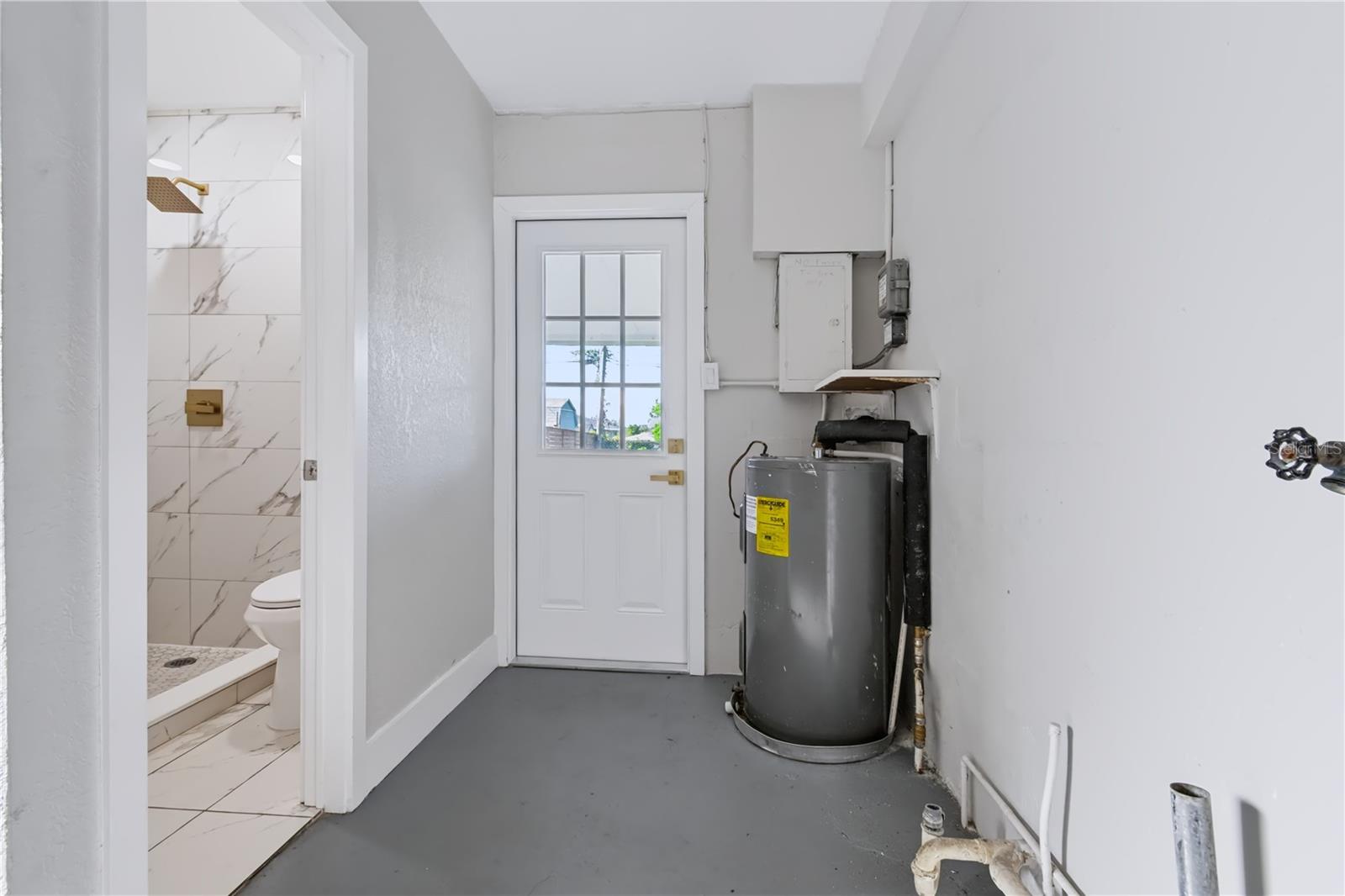1250 MAGNOLIA DR — photo 21