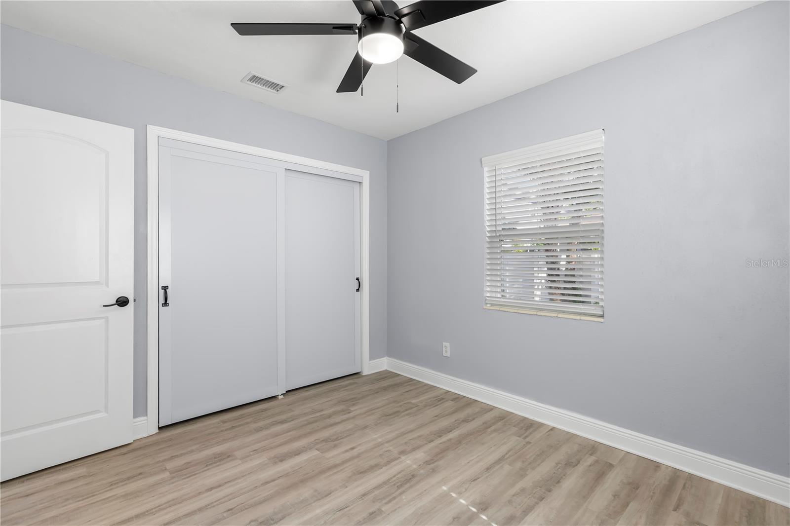 3921 W GRAY ST — photo 17