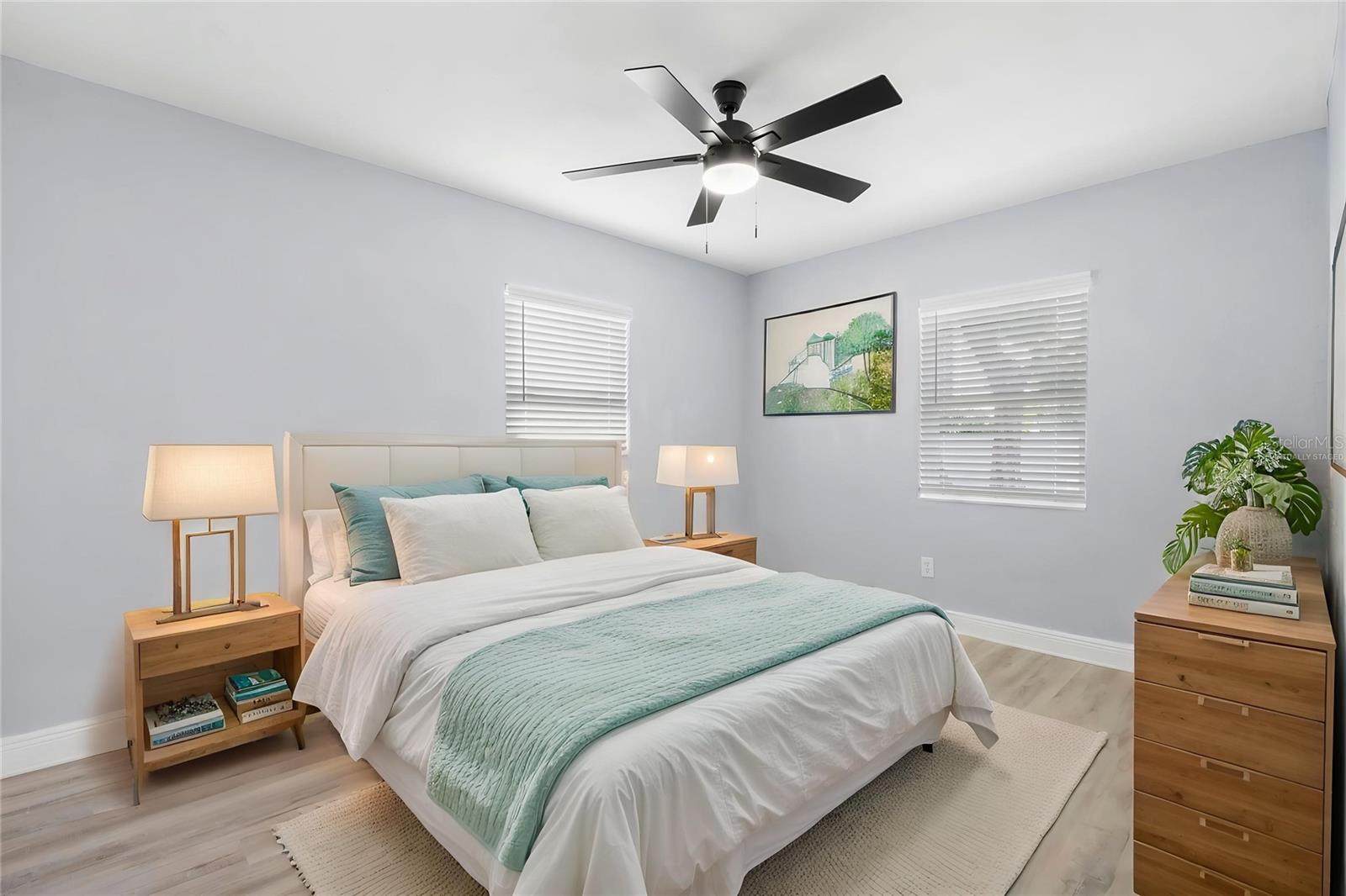 3921 W GRAY ST — photo 11