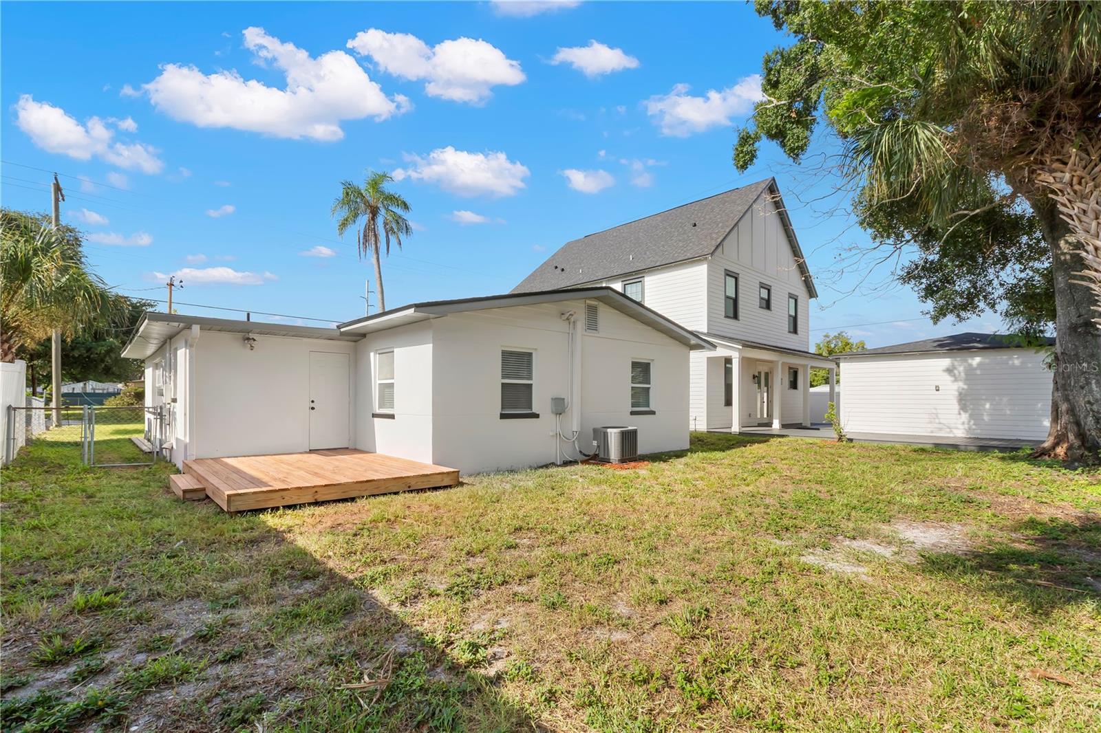 3921 W GRAY ST — photo 26