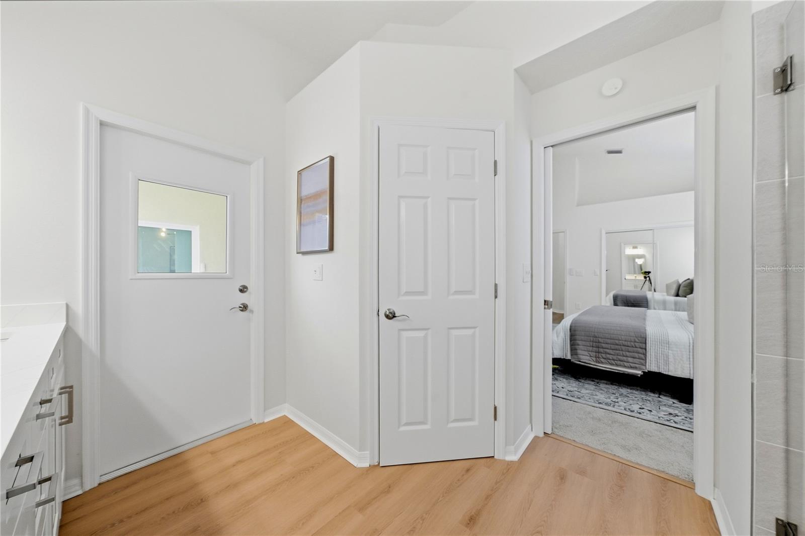 6817 SUPERIOR STREET CIR — photo 8