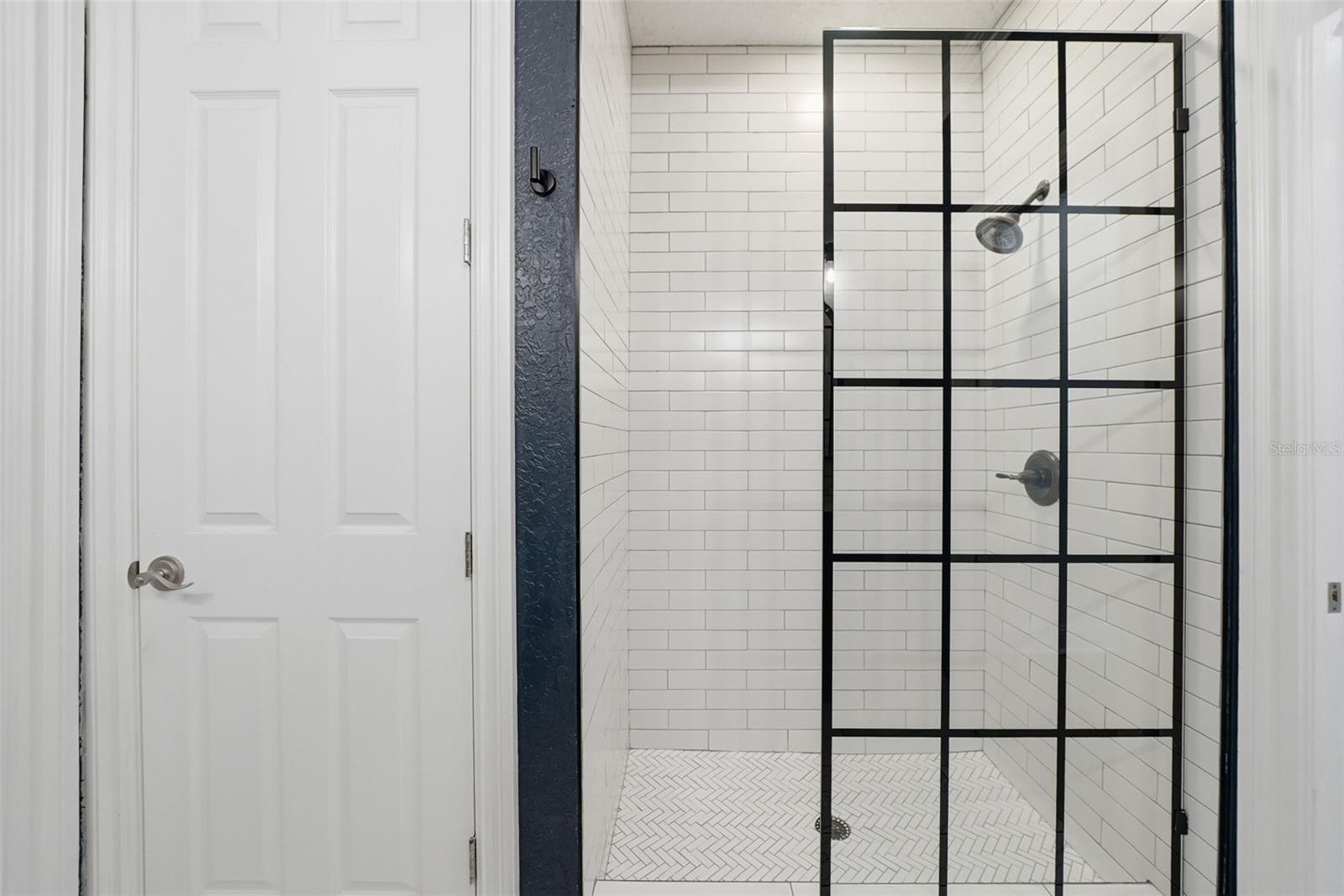 2236 SOHO BAY CT — photo 30