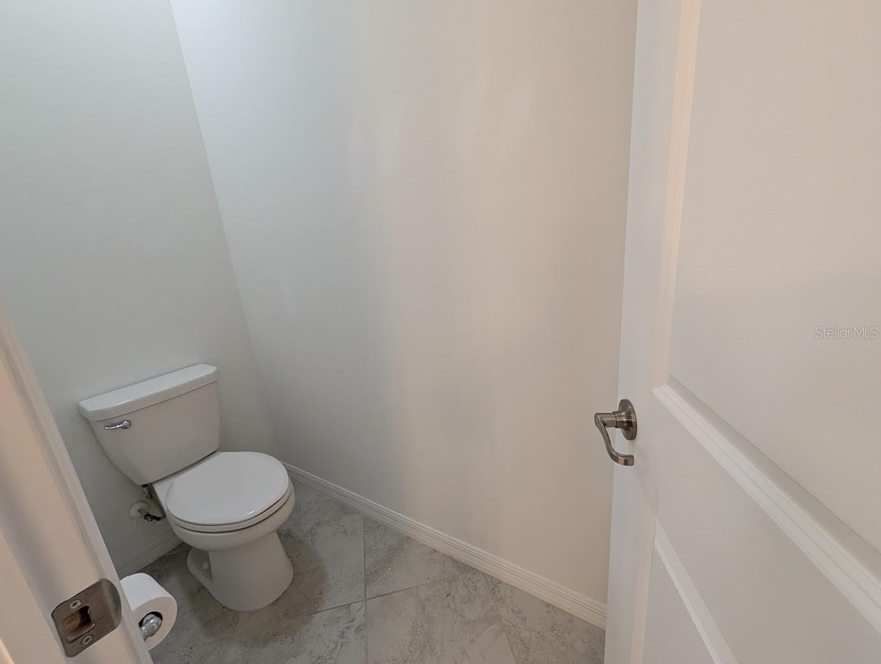 11100 BALFOUR ST — photo 40