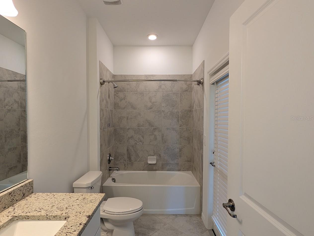 11100 BALFOUR ST — photo 47