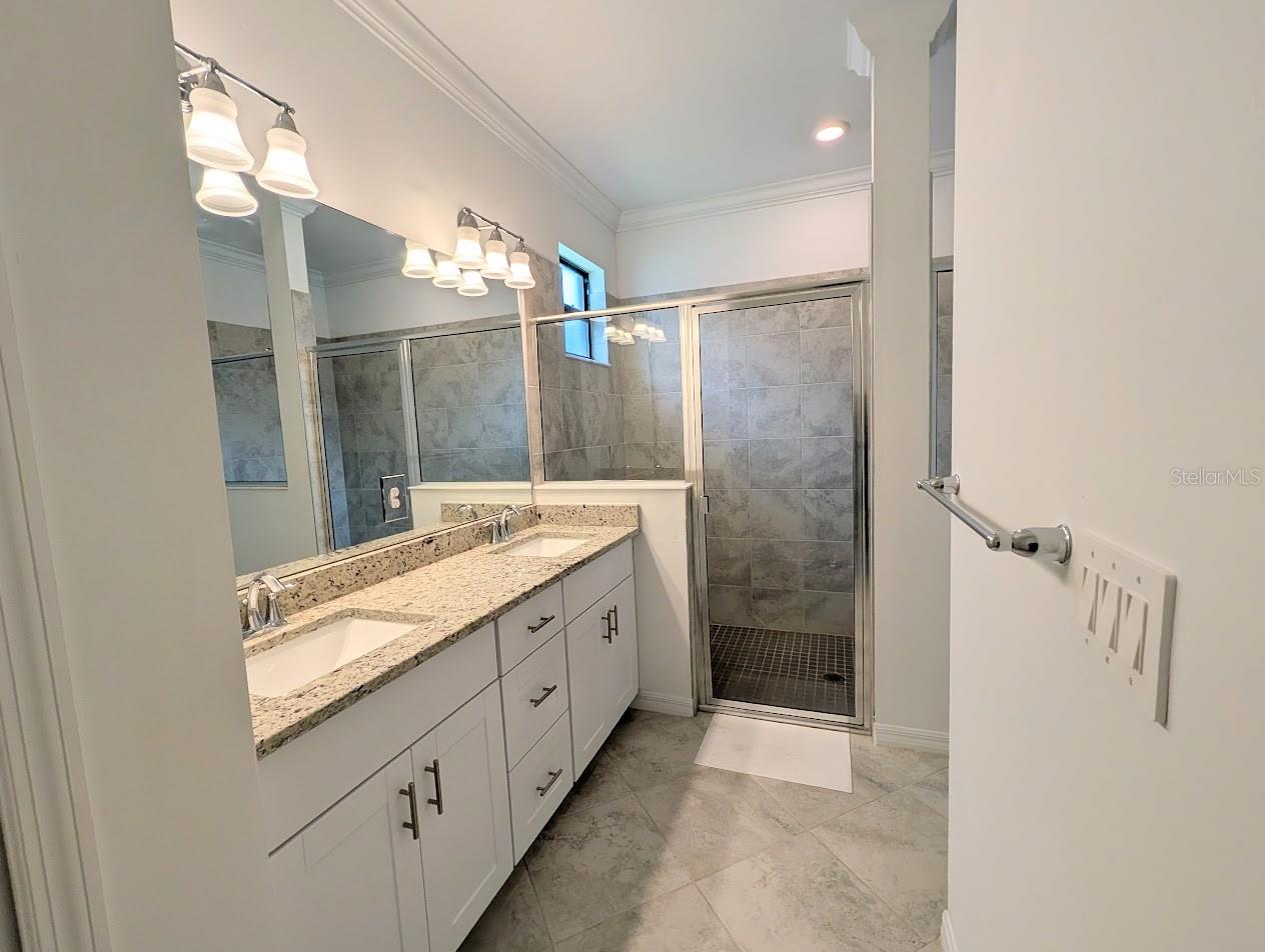 11100 BALFOUR ST — photo 4