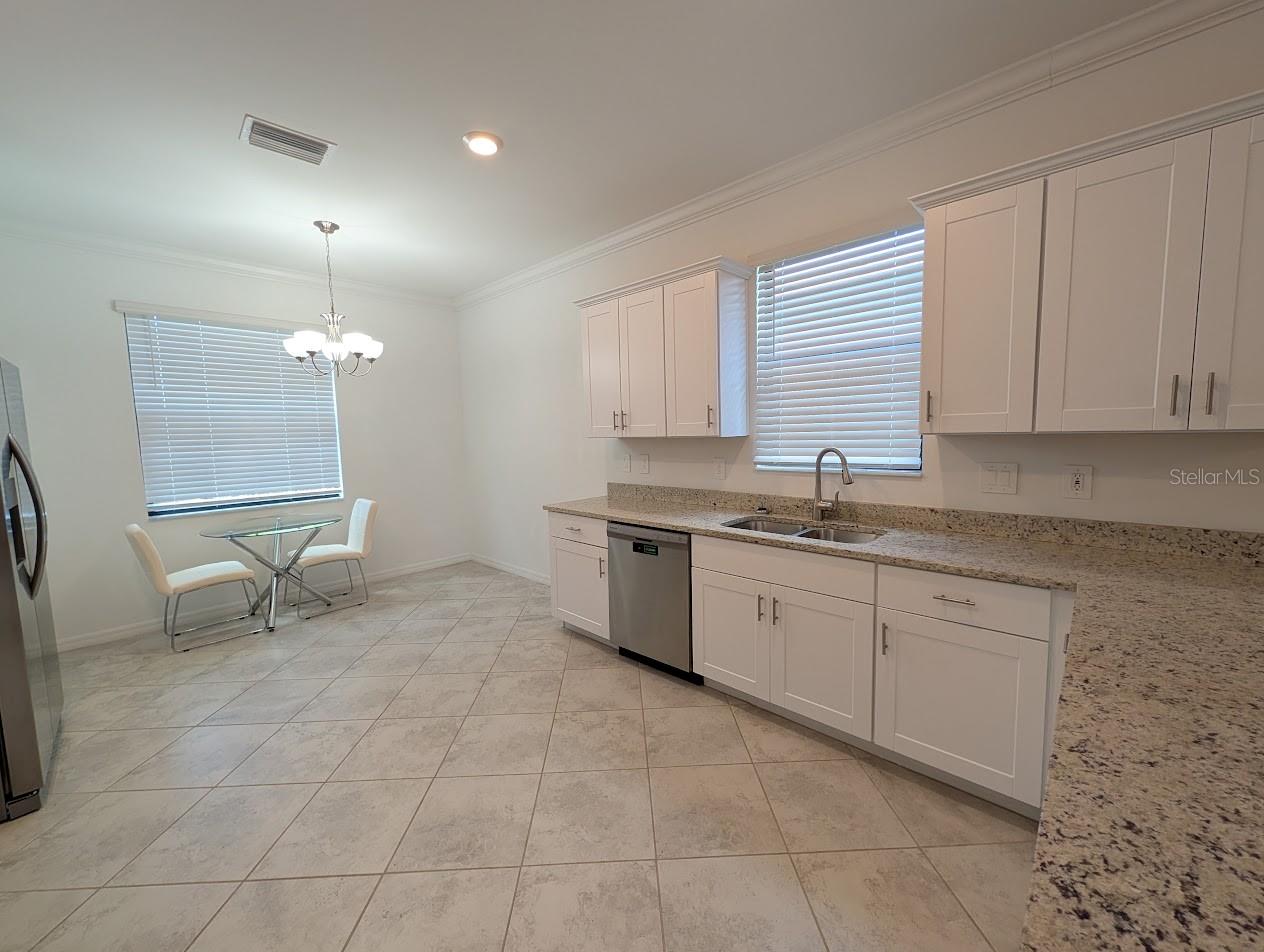 11100 BALFOUR ST — photo 16