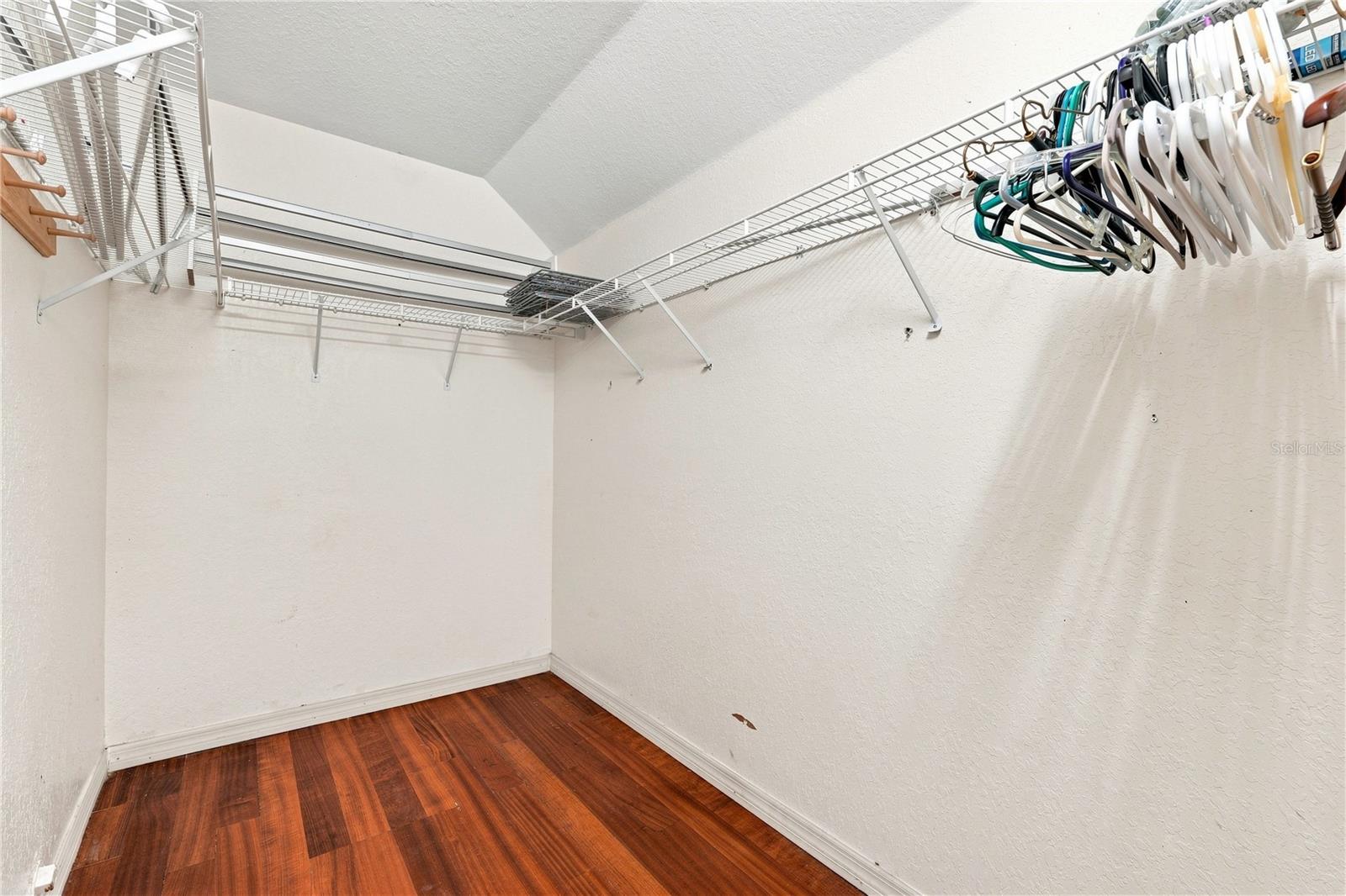 1220 ALEXANDER WAY — photo 17
