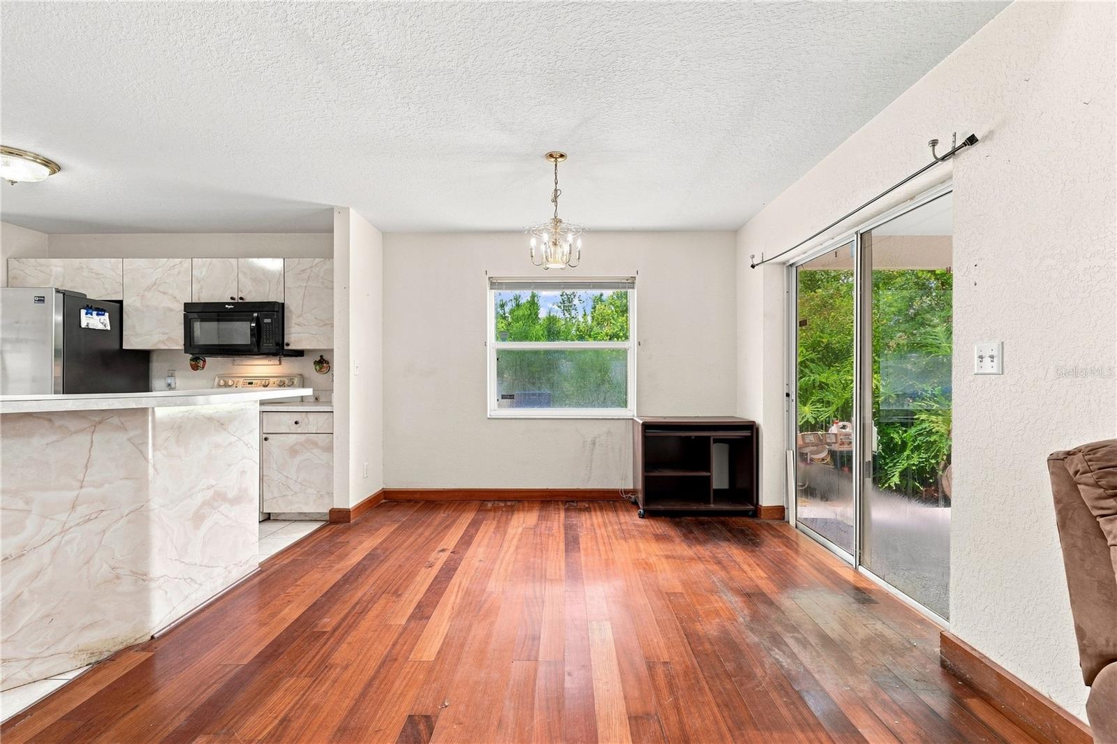 1220 ALEXANDER WAY — photo 11