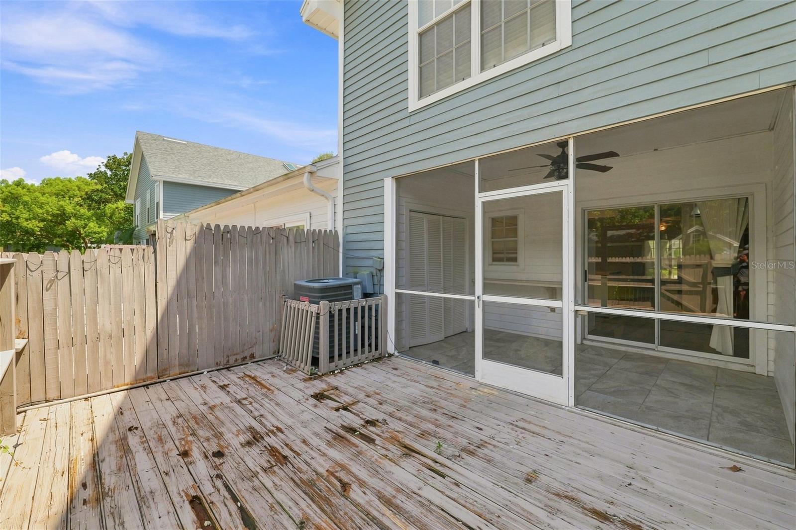 2725 PENZANCE ST — photo 29