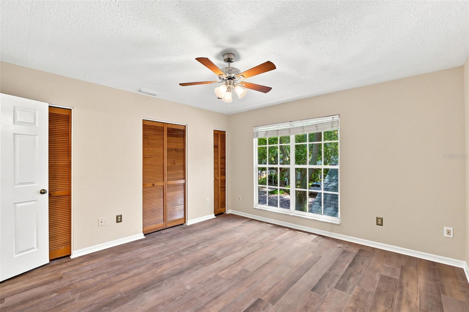 2725 PENZANCE ST — photo 24