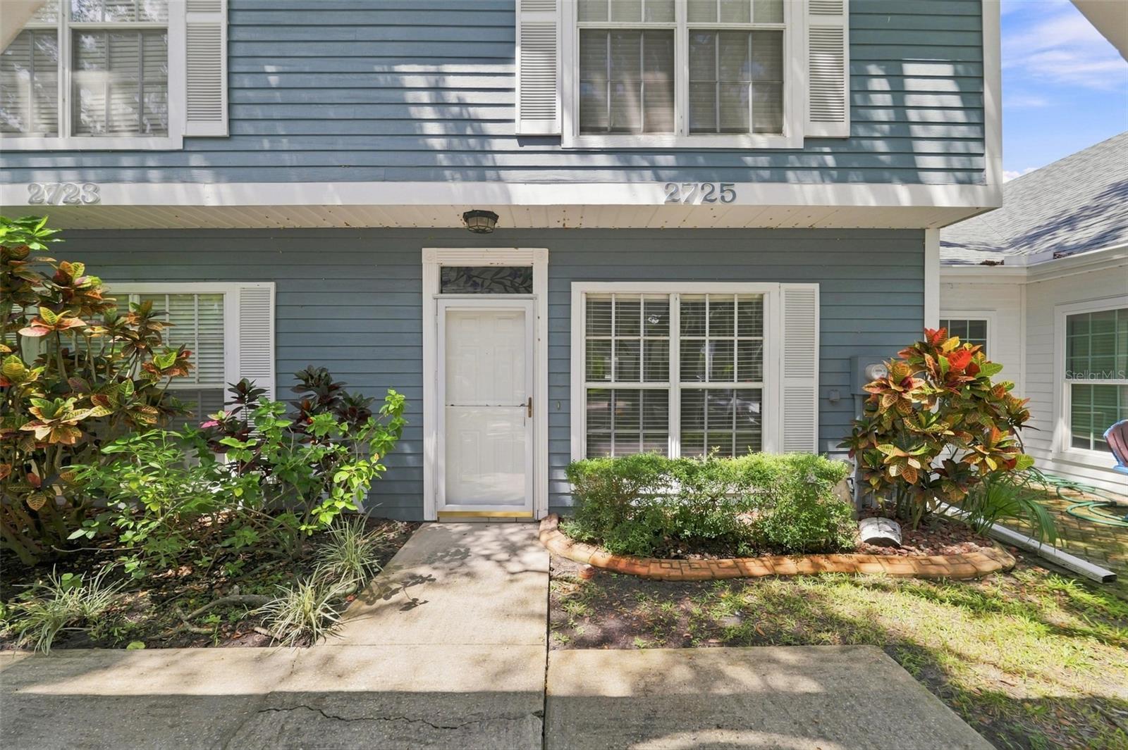 2725 PENZANCE ST — photo 3