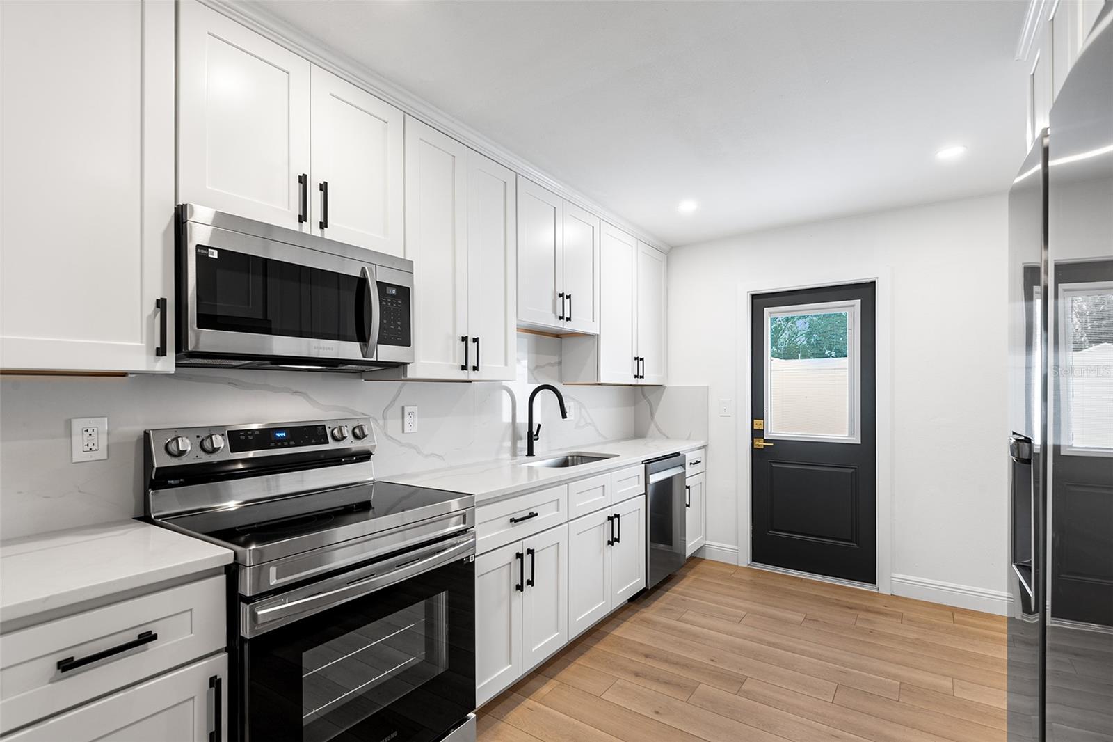 3011 W BINNICKER AVE #A — photo 4