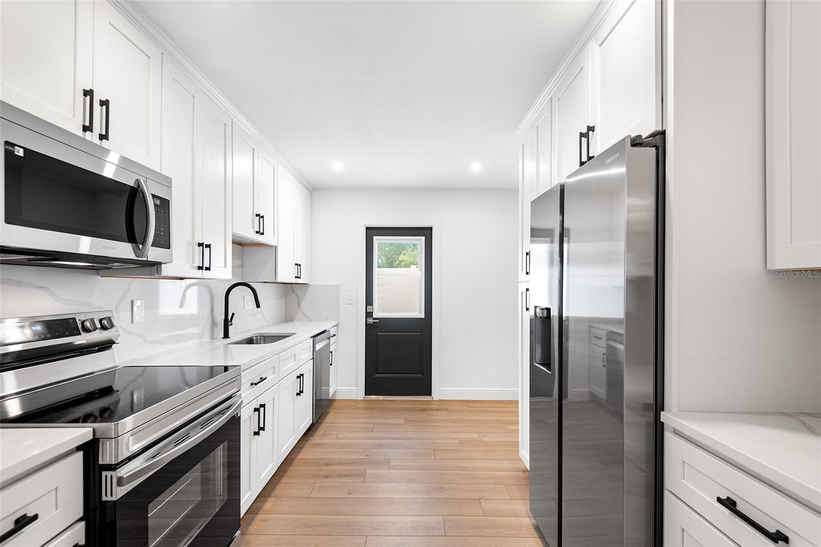 3011 W BINNICKER AVE #A — photo 5
