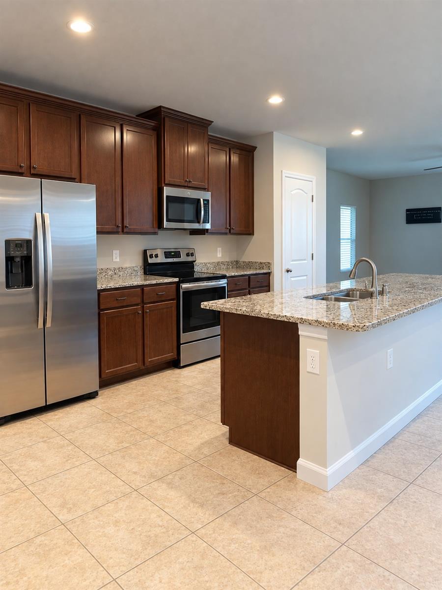 17973 DAIRY FARM CT — photo 7