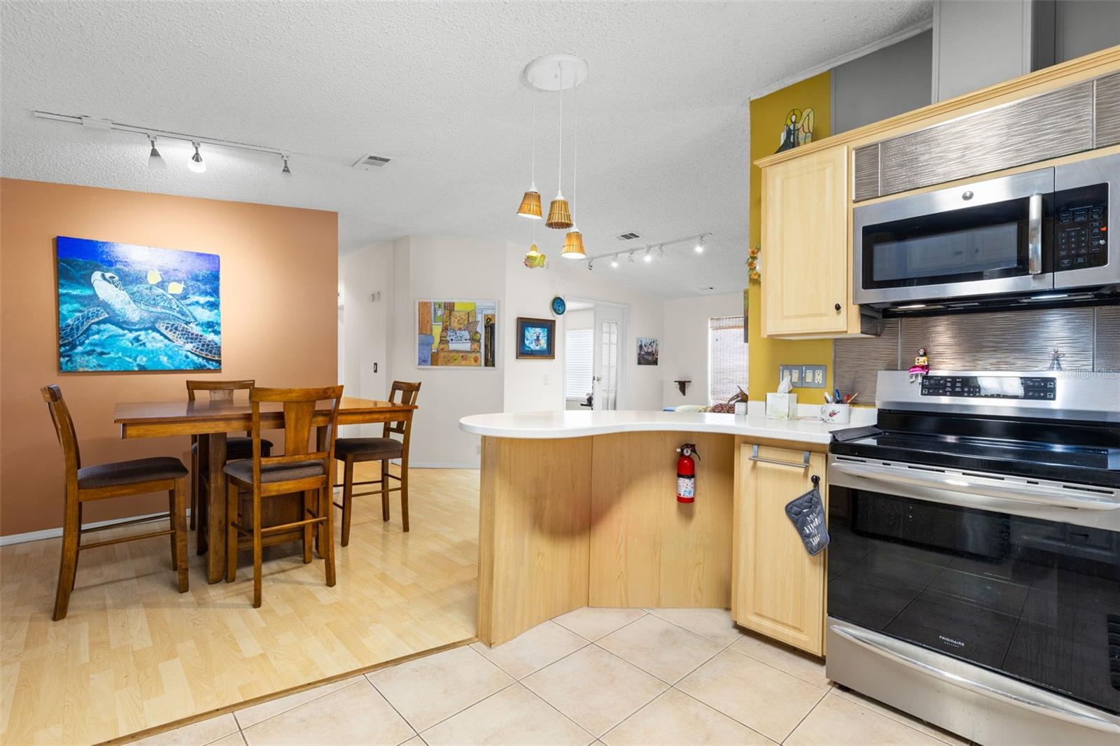 357 MOUNT SAXON AVE NE #323 — photo 14
