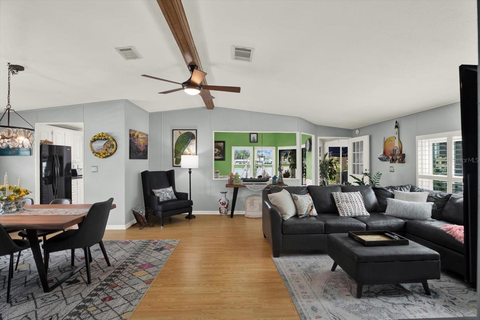 8479 IMPERIAL CIR — photo 20