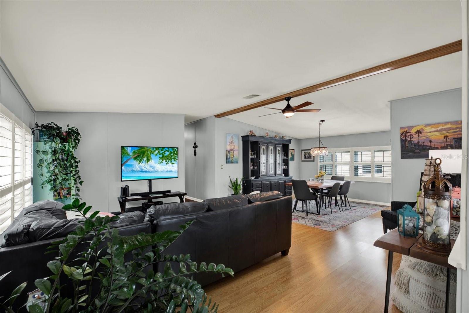 8479 IMPERIAL CIR — photo 22