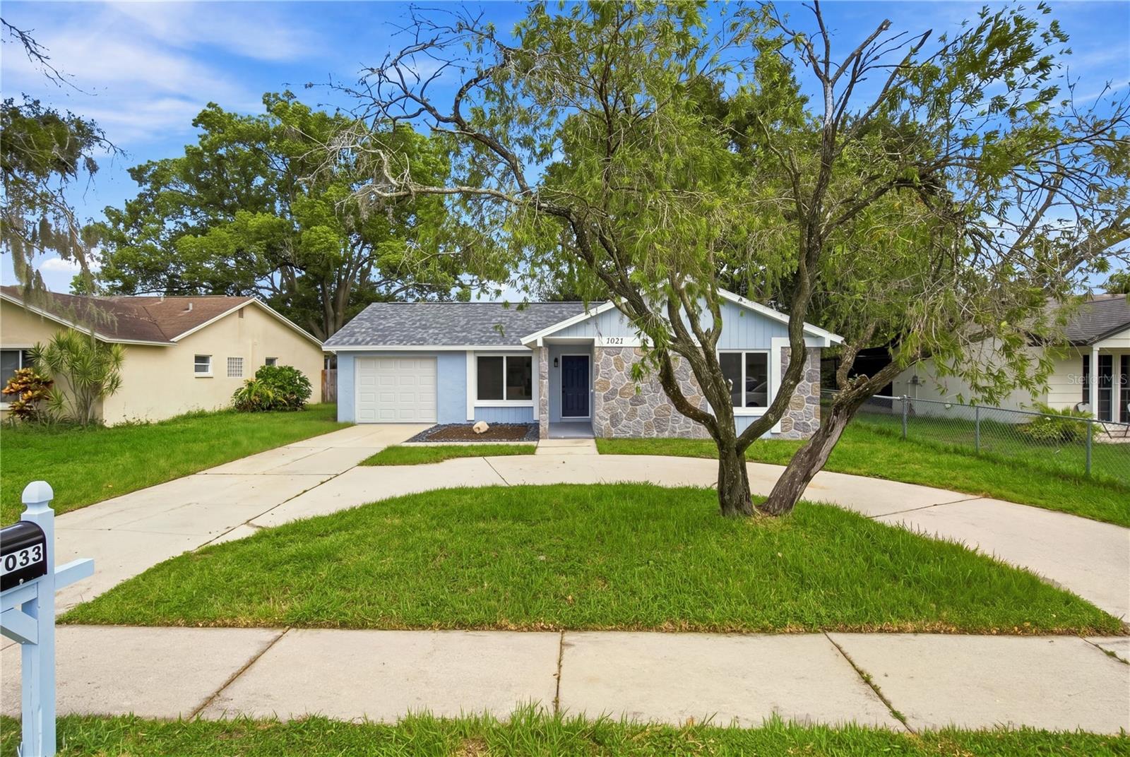 7033 WENTWORTH WAY — photo 25