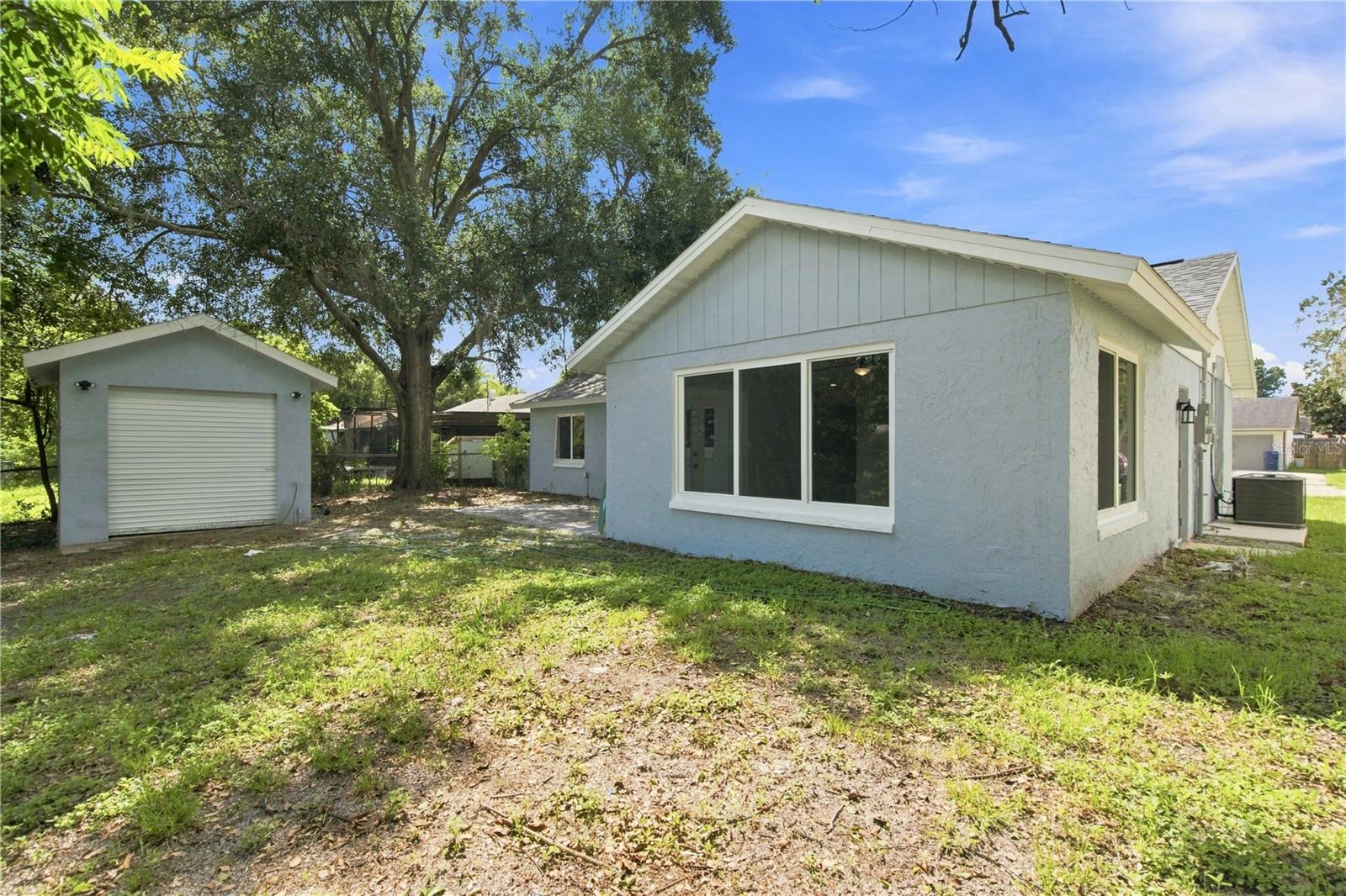 7033 WENTWORTH WAY — photo 23