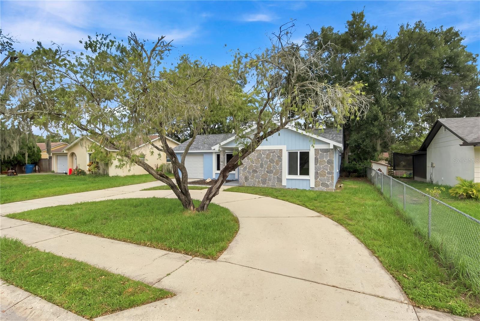 7033 WENTWORTH WAY — photo 24