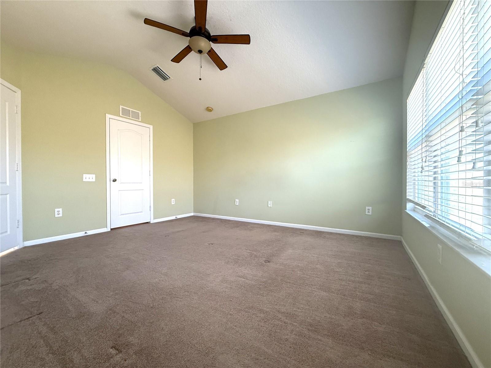 26627 CASTLEVIEW WAY — photo 13