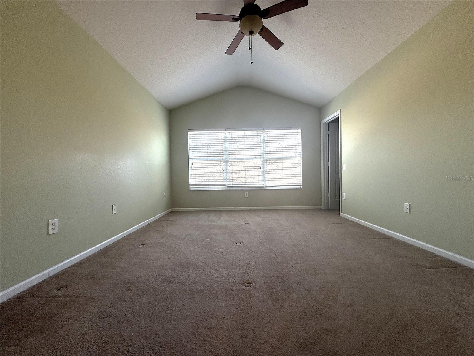26627 CASTLEVIEW WAY — photo 12