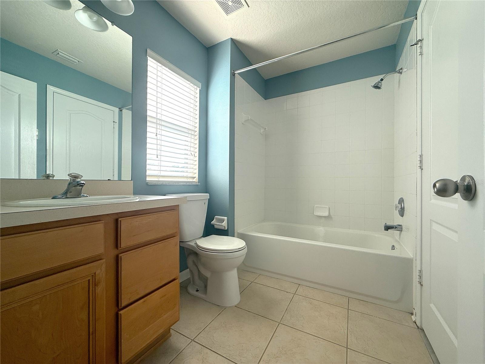 26627 CASTLEVIEW WAY — photo 21