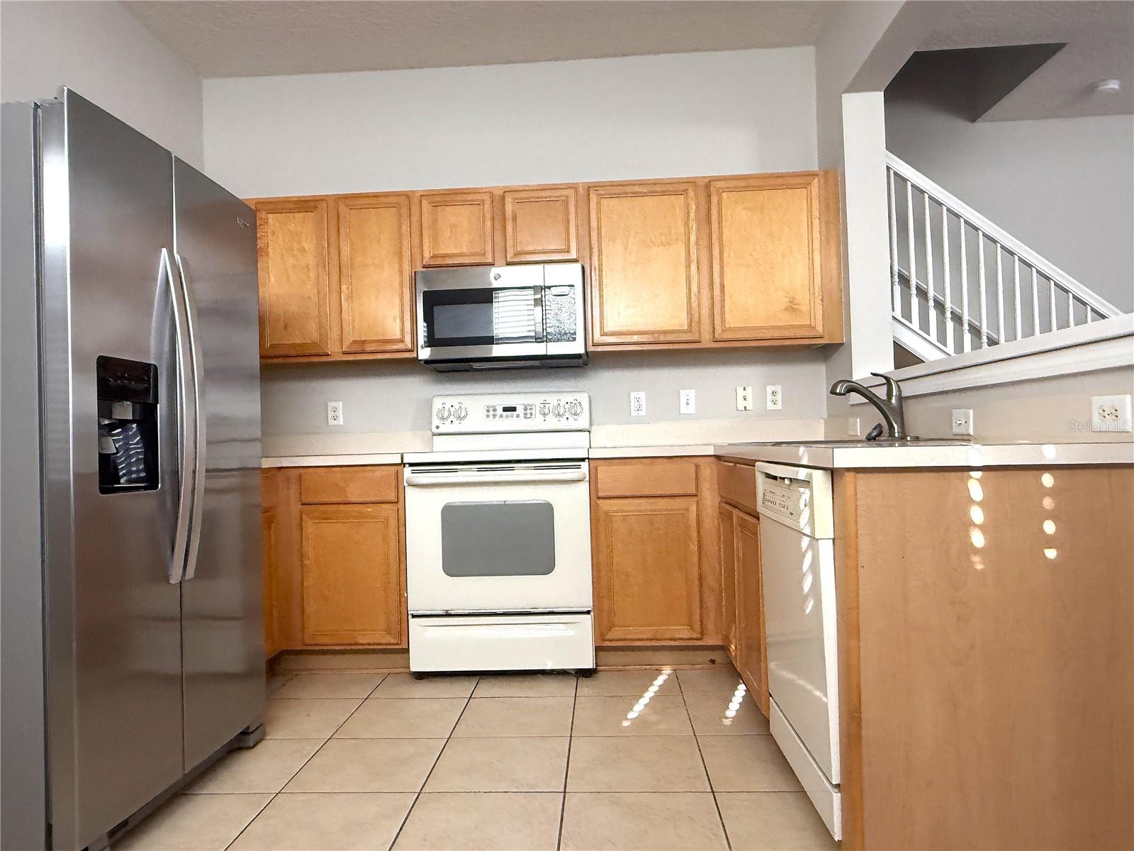 26627 CASTLEVIEW WAY — photo 8