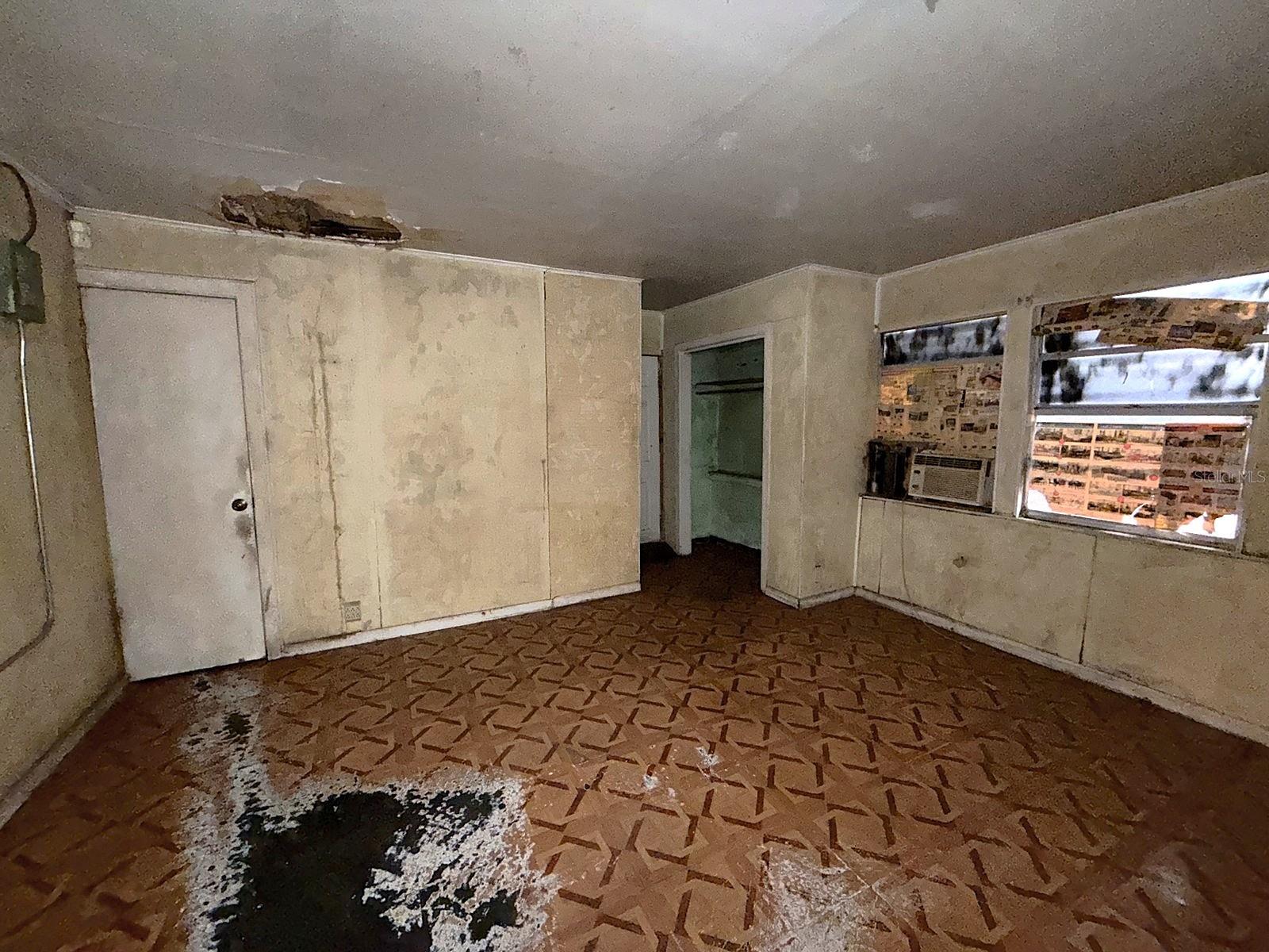 3801 E OSBORNE AVE — photo 23