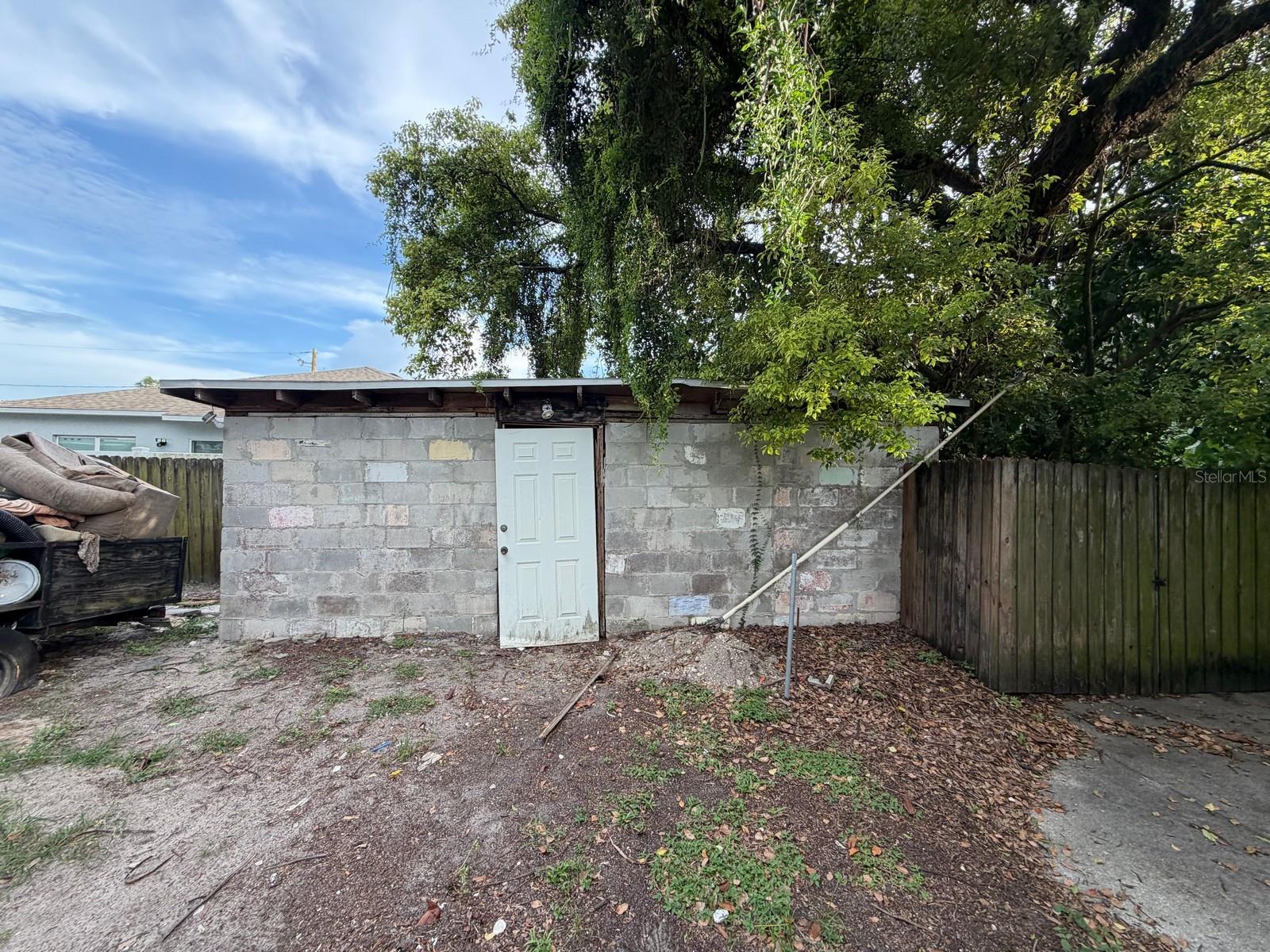 3801 E OSBORNE AVE — photo 32